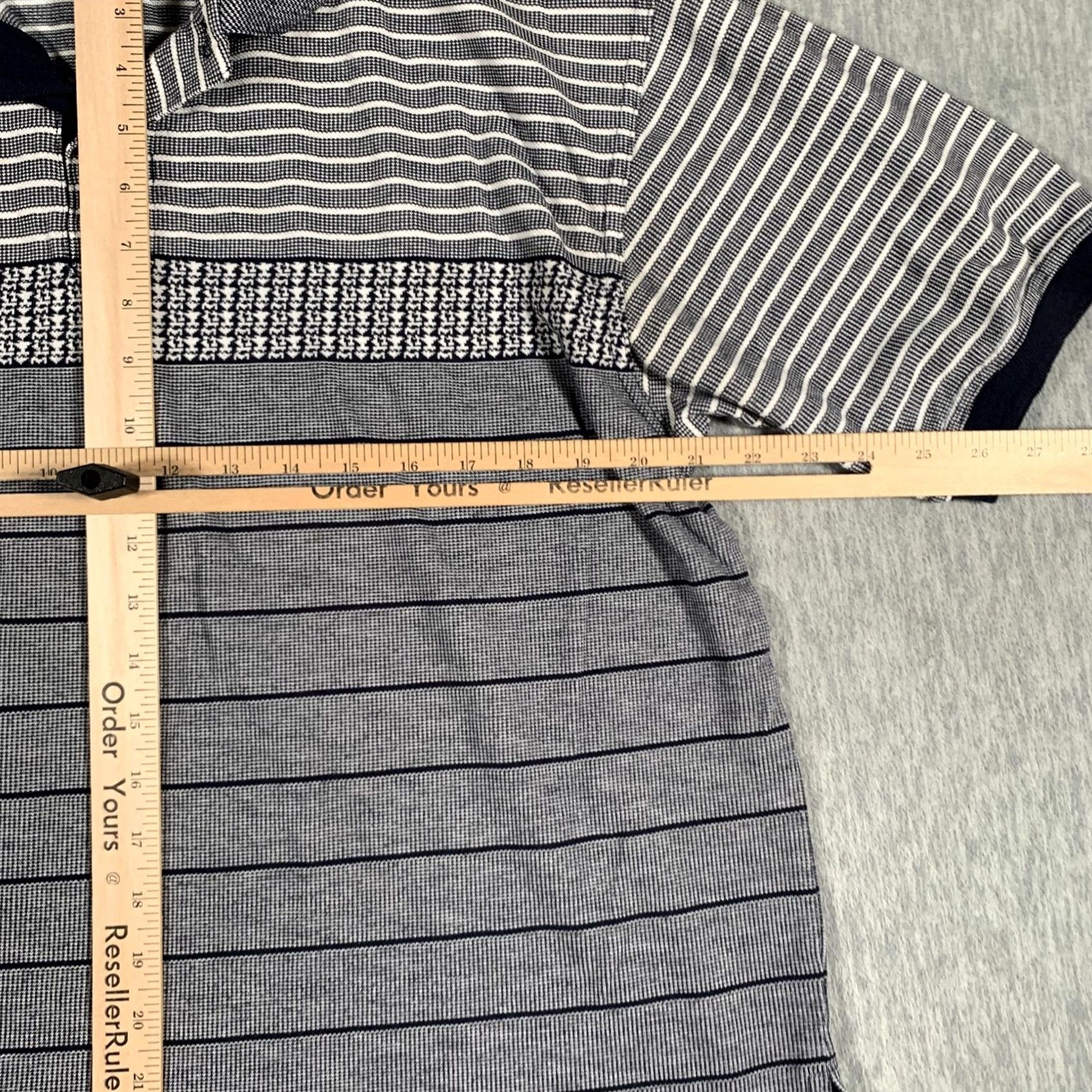 Bugle Boy VINTAGE Bugle Boy Polo Shirt Mens Large Gray Blue Stripe Knit Retro 90s Size US L / EU 52-54 / 3 - 6 Thumbnail