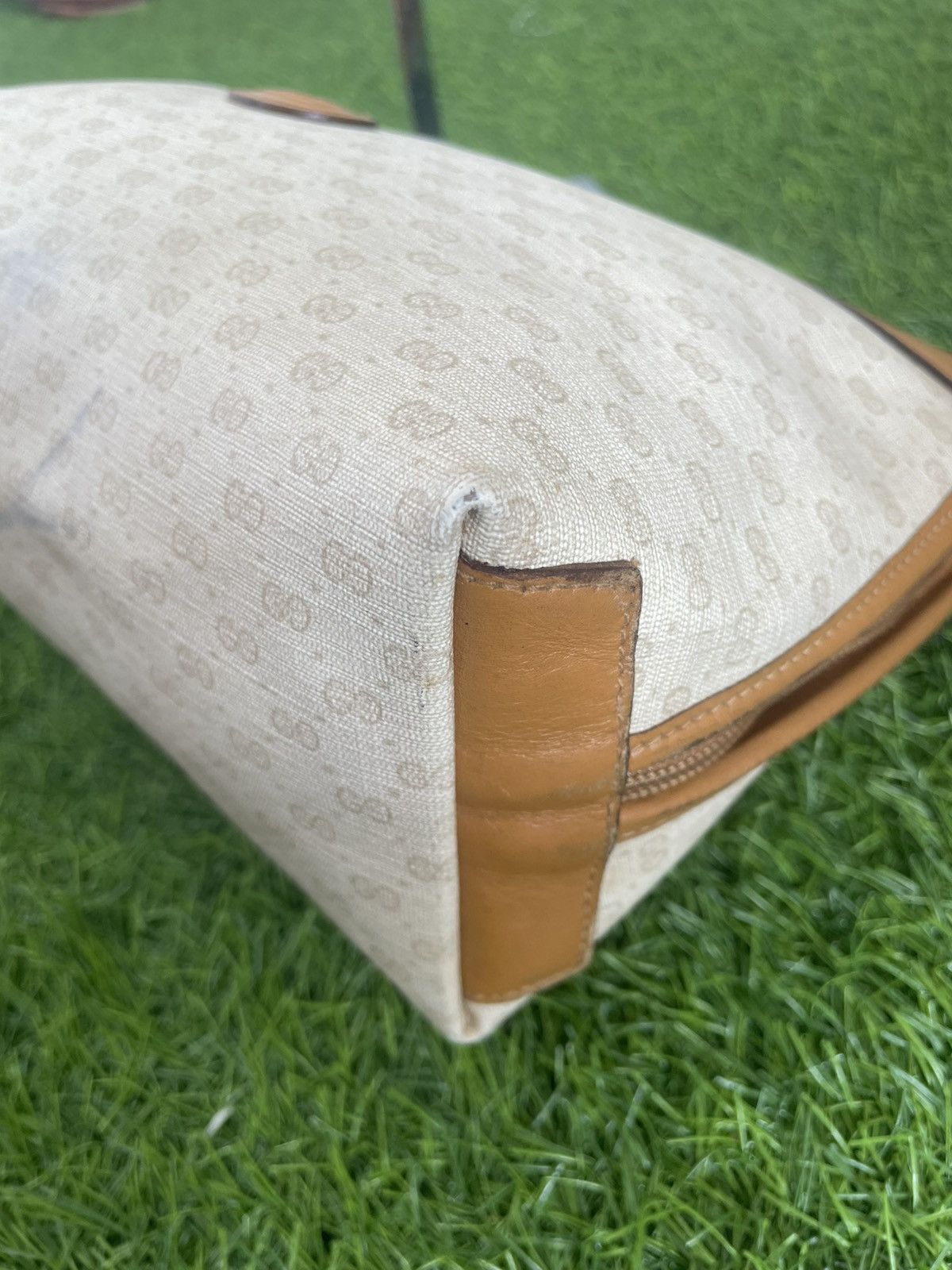 Gucci Authentic vintage GUCCI Clutches Bag Size ONE SIZE - 9 Thumbnail