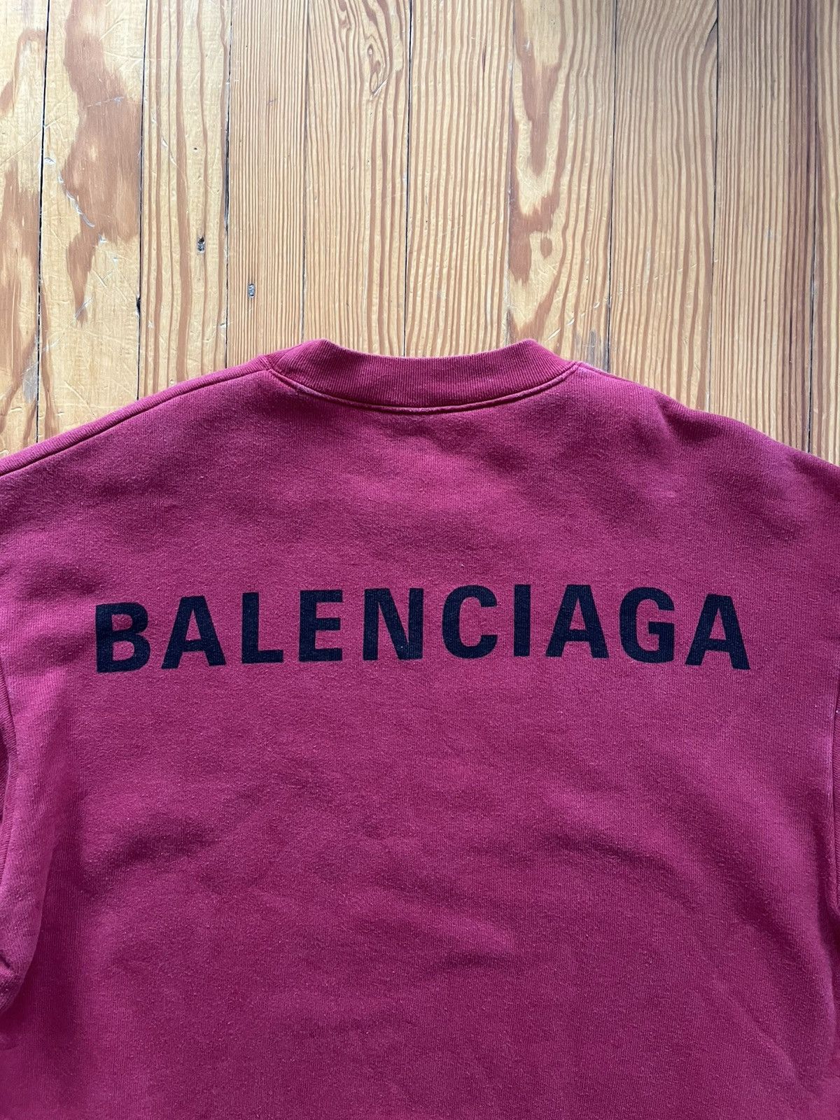 Balenciaga Balenciaga Logo Text Sweatshirt Crewneck Burgundy Red Size US S / EU 44-46 / 1 - 3 Thumbnail