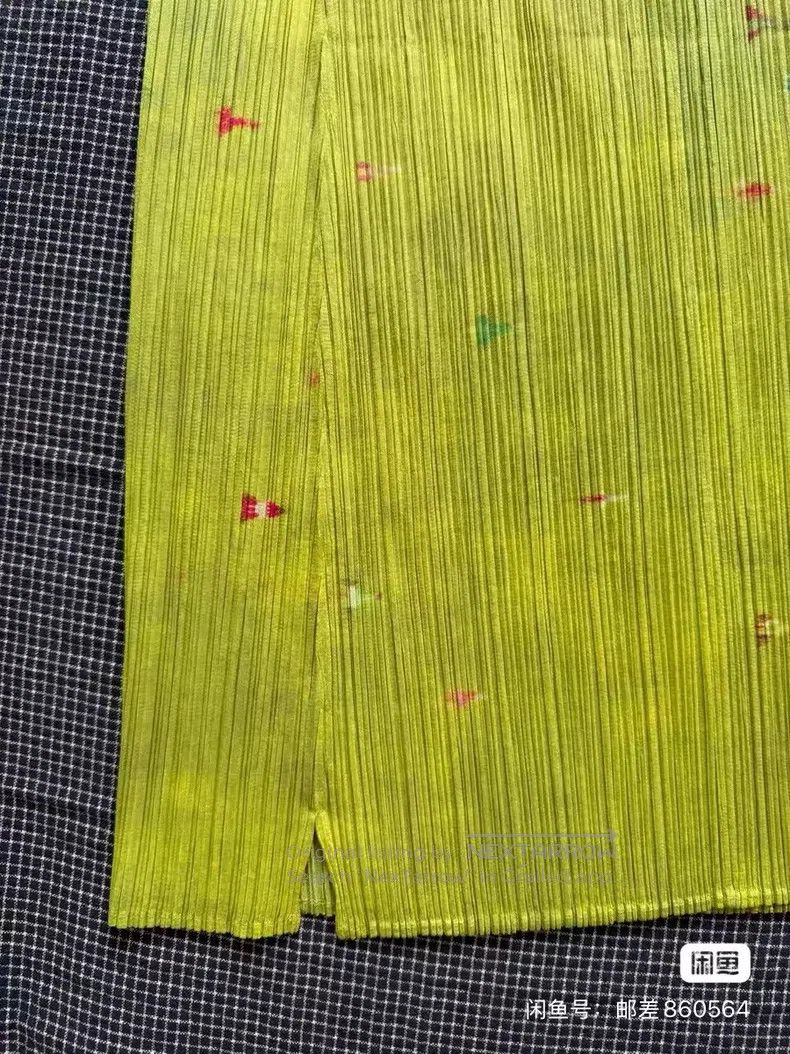 Issey Miyake Issey Miyake size:3 Avocado Green Skirt Size 31" - 3 Thumbnail