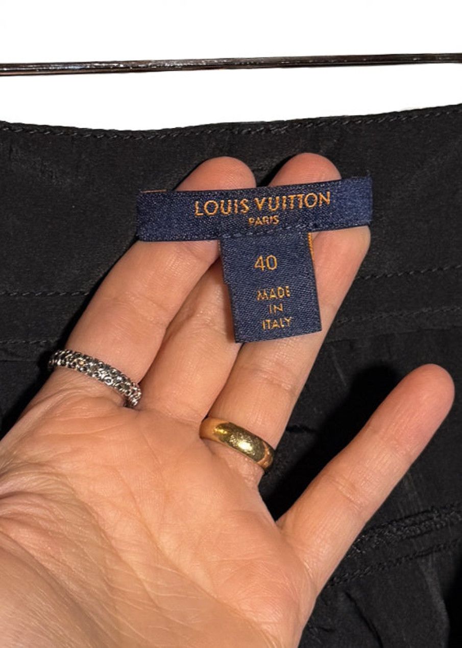 Louis Vuitton Louis Vuitton 2020 Black Monogram Pocket Cargo Track Pants Size 28" / US 6 / IT 42 - 3 Thumbnail