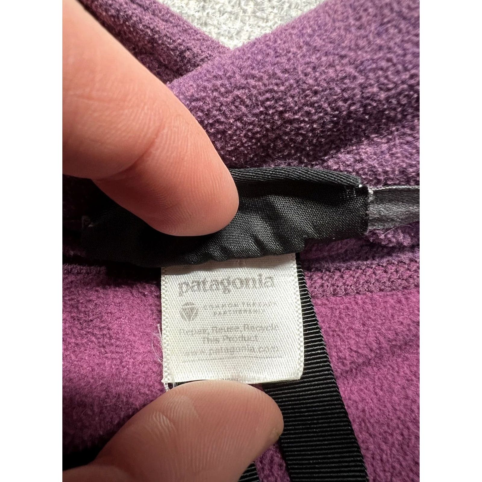 Patagonia Patagonia Jacket Women XS Fleece Full Zip Long Sleeve Pocket Purple Solid Jacket Modern Classic Women XS Size XS / US 0-2 / IT 36-38 - 7 Thumbnail