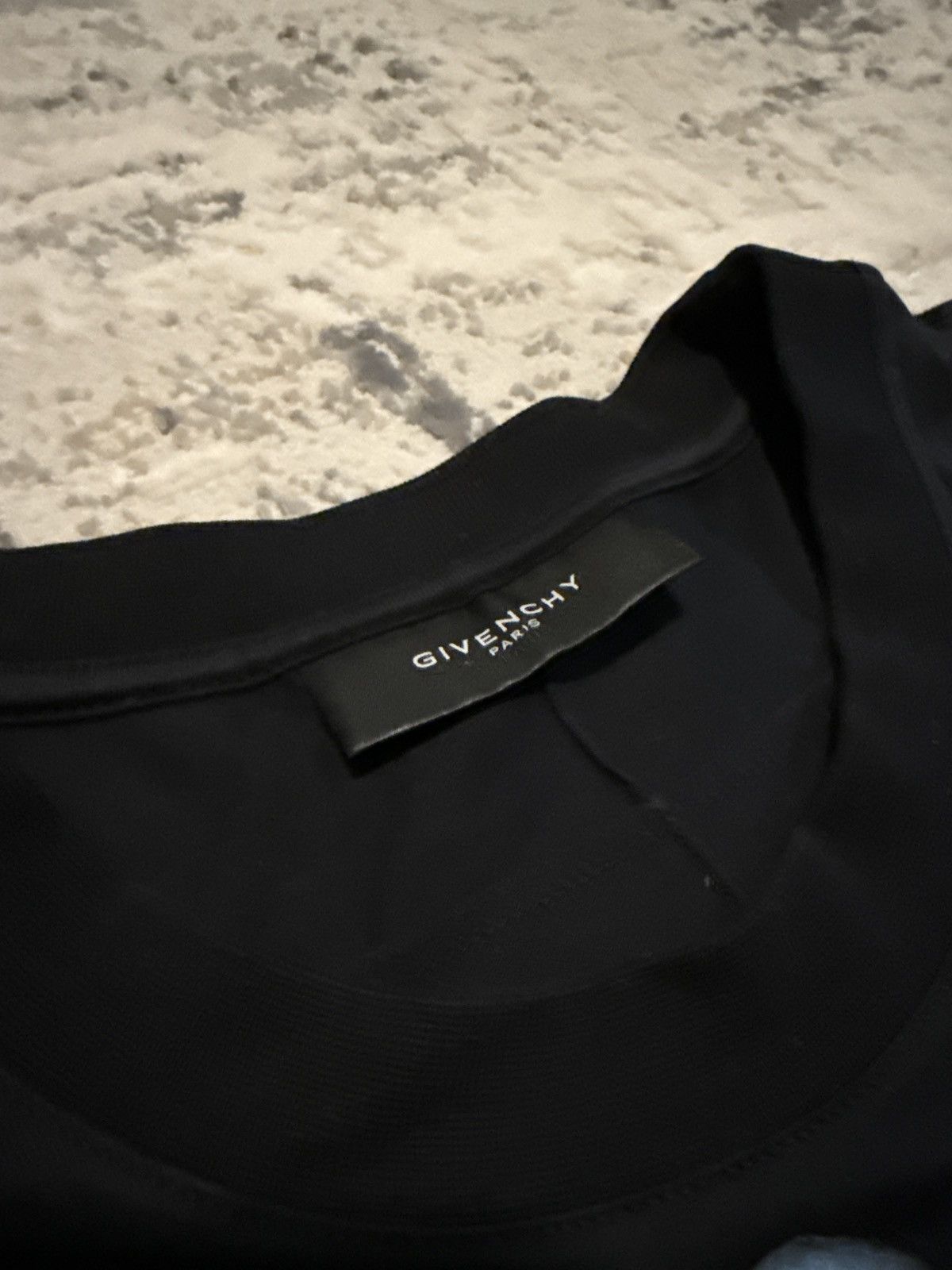 Givenchy Givenchy Shark T-shirt Size US M / EU 48-50 / 2 - 3 Thumbnail