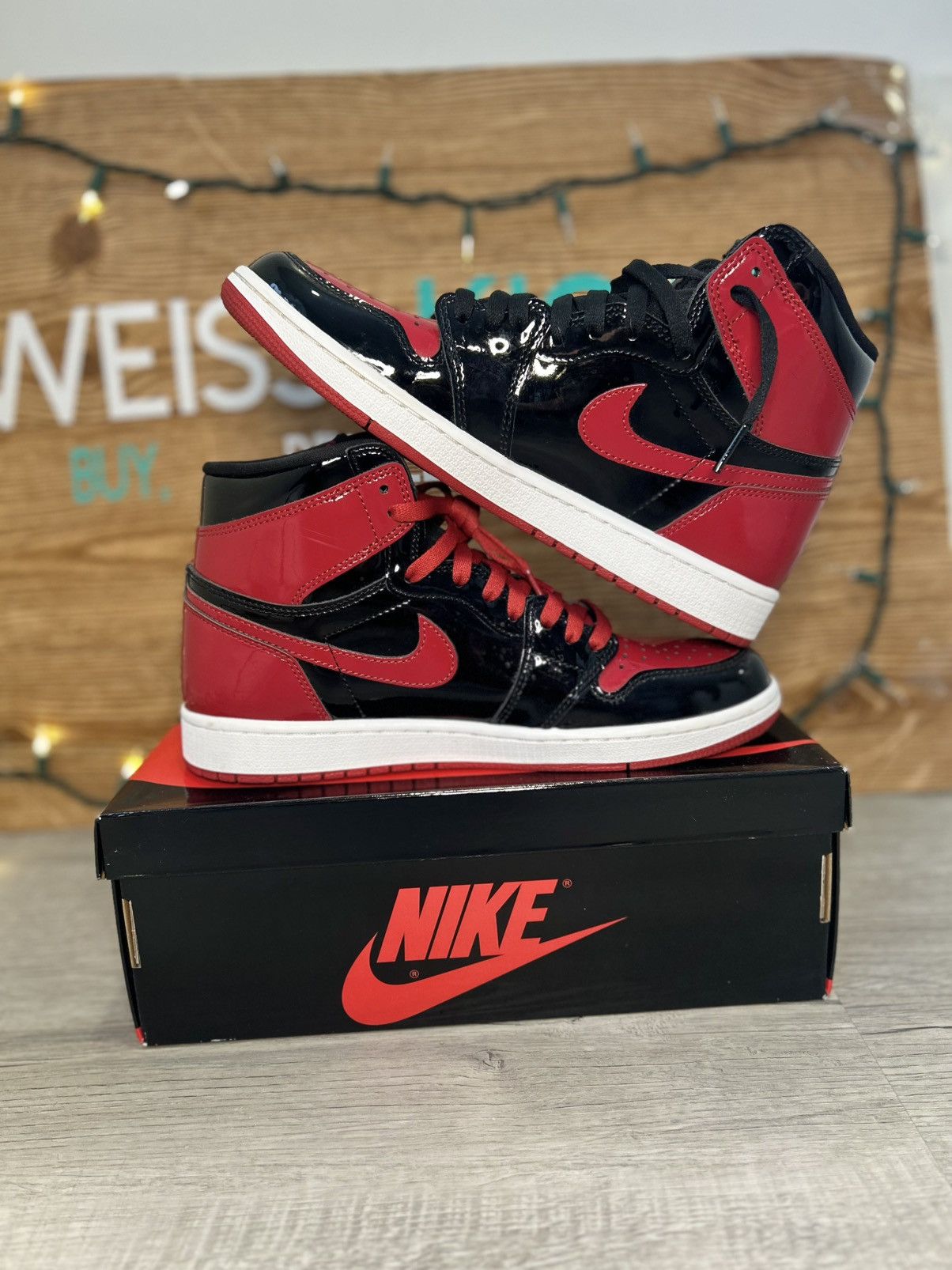 Jordan Brand Jordan 1 patent bred Size US 9.5 / EU 42-43 - 3 Thumbnail