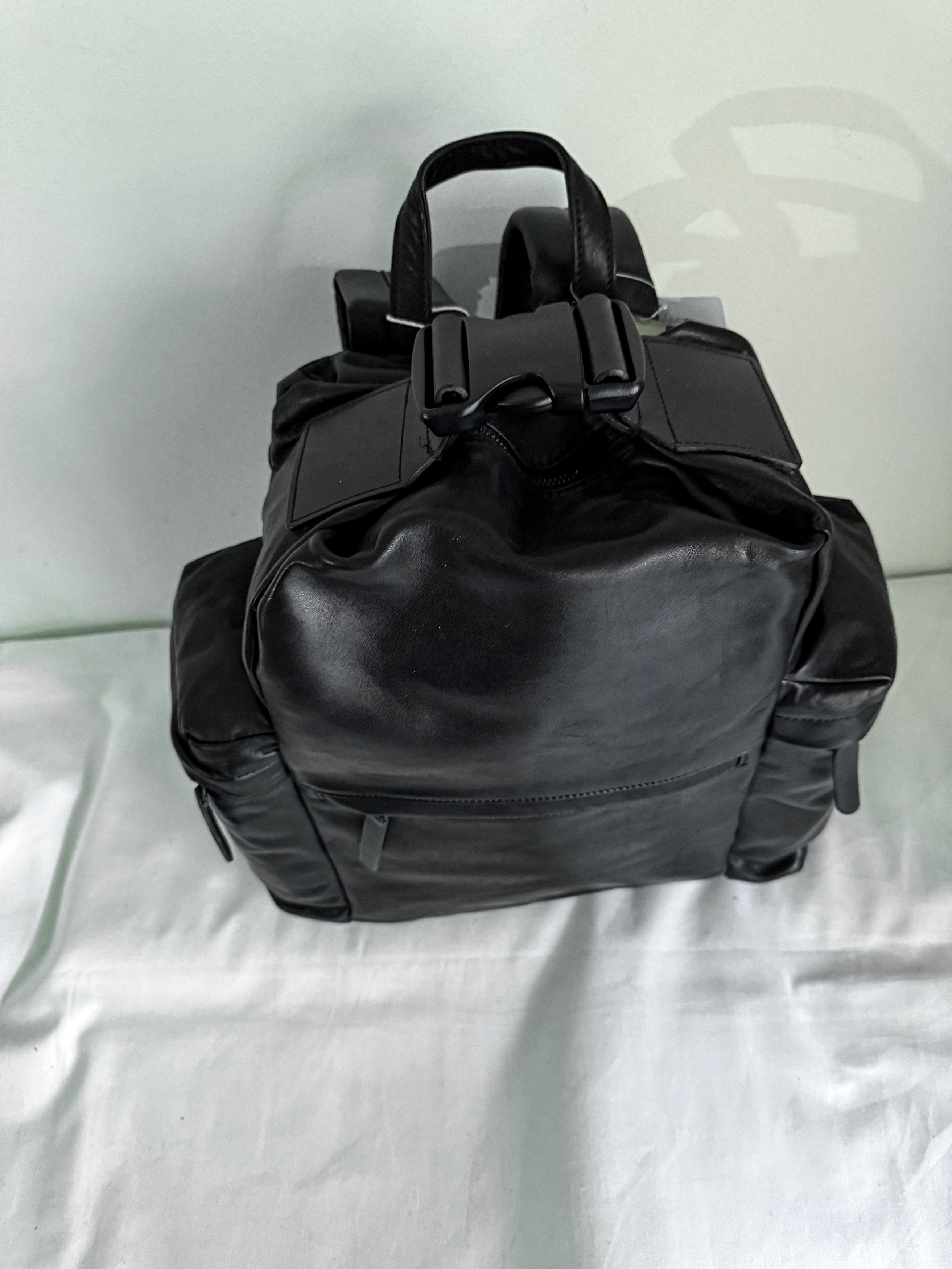Yohji Yamamoto Horse Leather Multiple-Pocket Backpack Size ONE SIZE - 7 Thumbnail