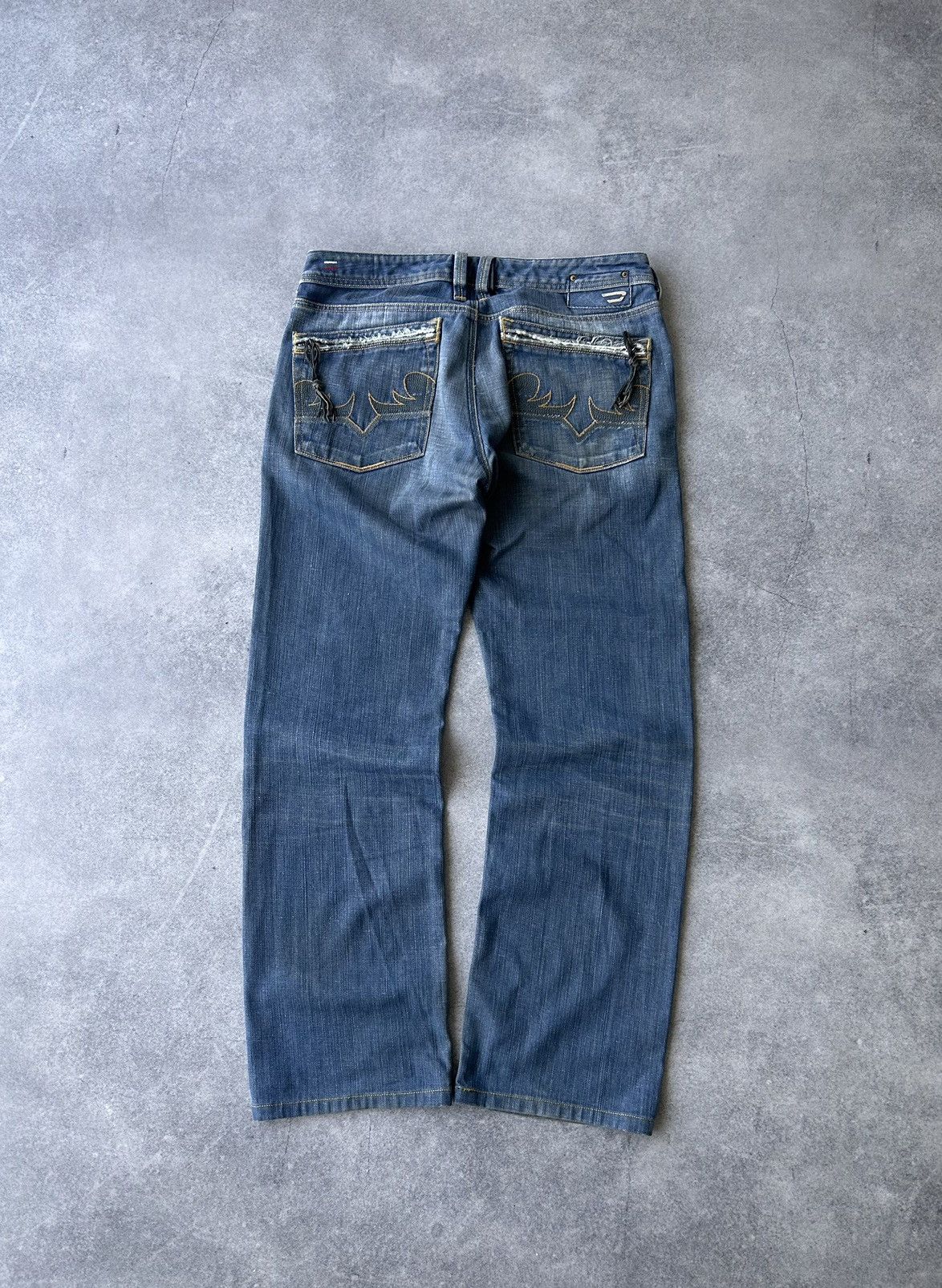 Diesel × Vintage Vintage Diesel Yarik distressed jeans mens y2k Size US 32 / EU 48 - 1 Thumbnail