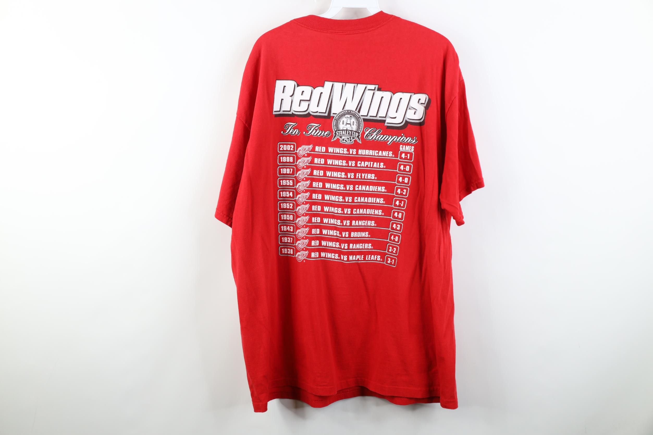 Vintage Vintage 2002 Stanley Cup Champs Detroit Red Wings T-Shirt Size US XL / EU 56 / 4 - 16 Thumbnail