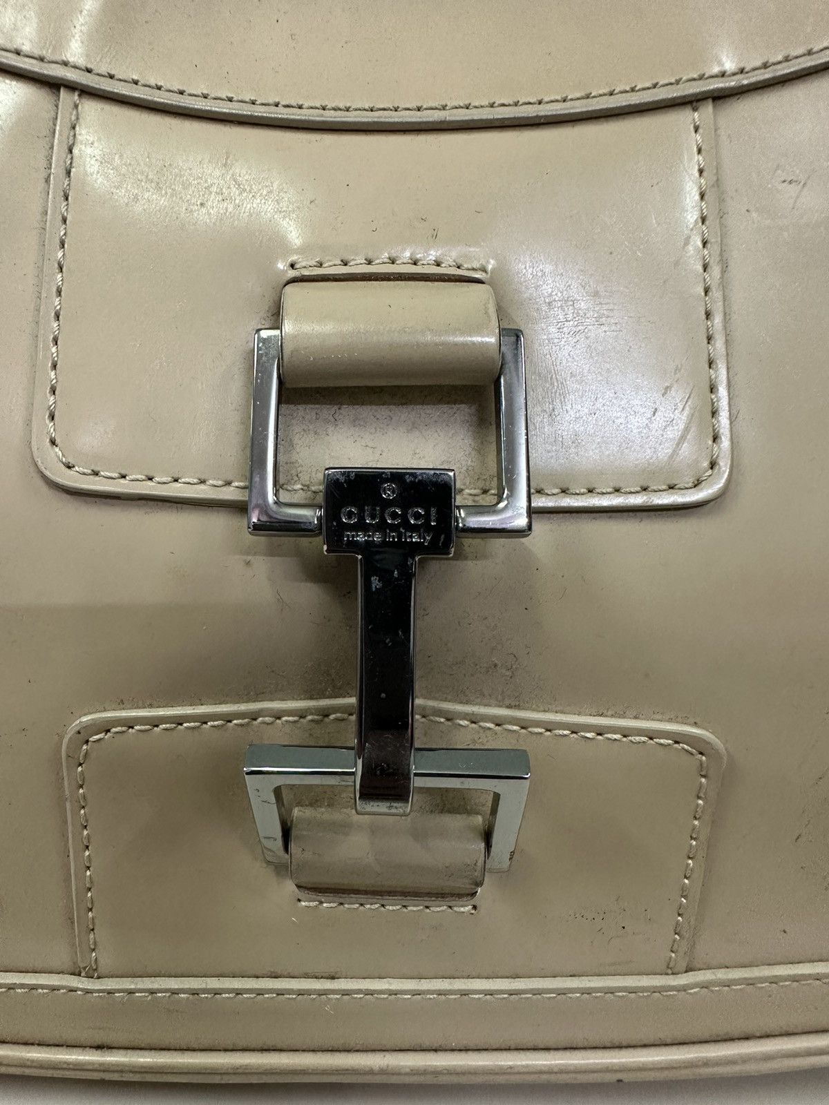 Gucci AUTHENTIC GUCCI BEIGE PATENT LEATHER JACKIE SHOULDER BAG Size ONE SIZE - 24 Thumbnail