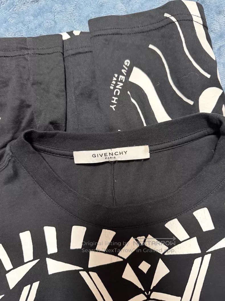 Givenchy Givenchy Short-sleeved Size US XS / EU 42 / 0 - 6 Thumbnail