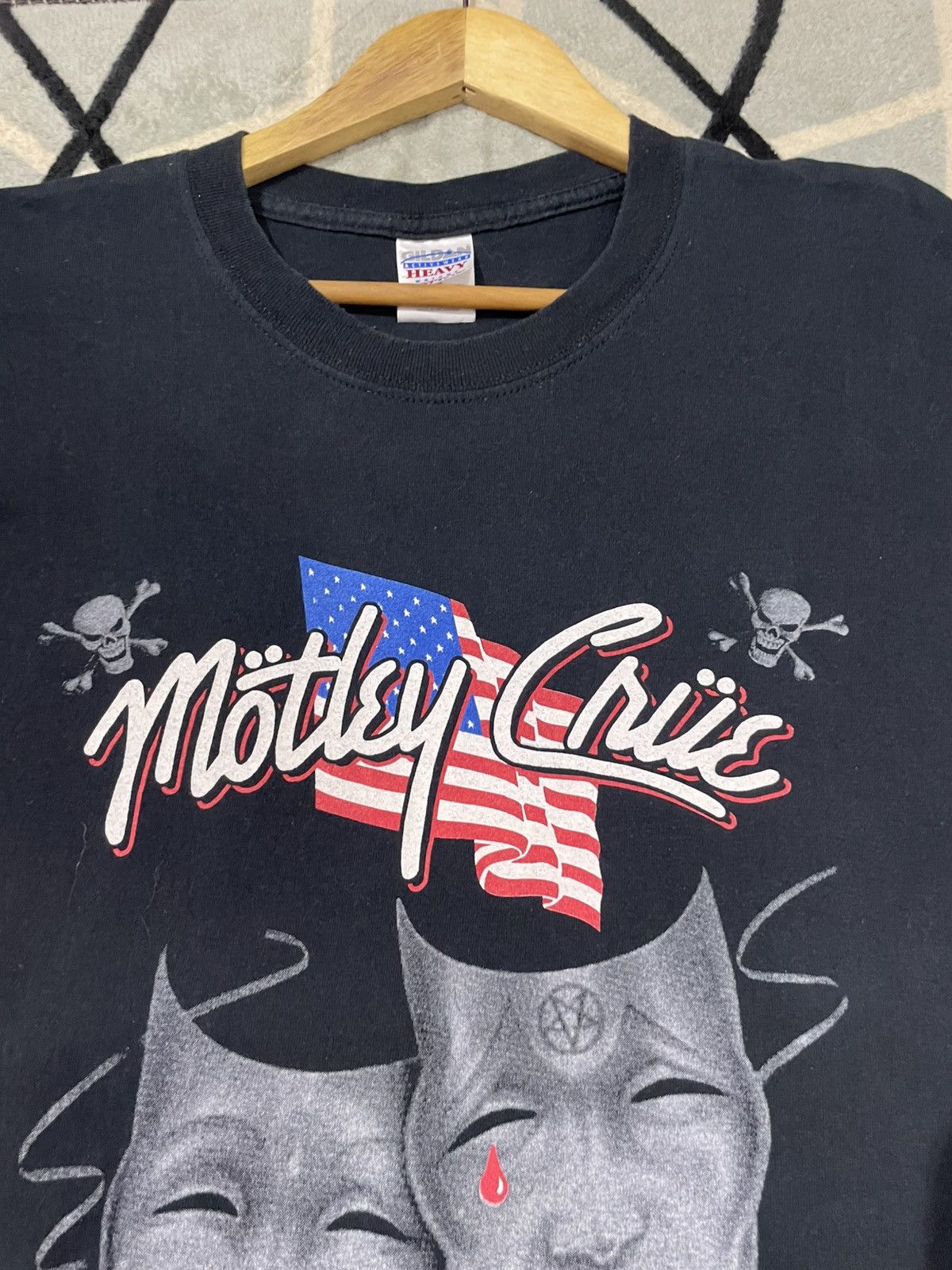 Band Tees × Vintage VINTAGE Y2K MOTLEY CRUE T SHIRT Size US XL / EU 56 / 4 - 4 Thumbnail