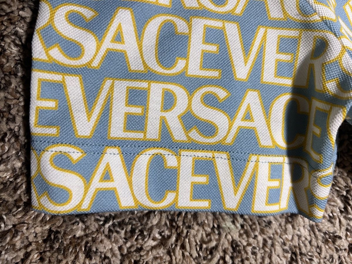 Versace Versace Logo all over pique cotton polo shirt Size US M / EU 48-50 / 2 - 4 Thumbnail