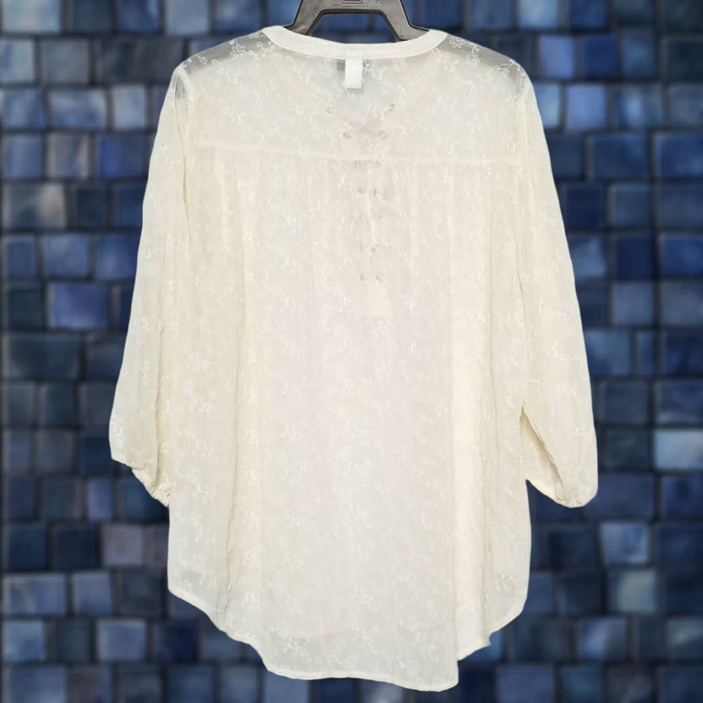 Torrid Torrid Blouse Shirt 3/4 Sleeve Womens Beige Floral Rayon Sheer Top Size 1X Plus Size XL / US 12-14 / IT 48-50 - 1 Thumbnail