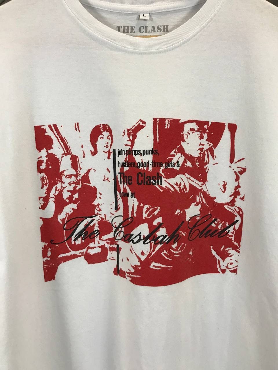 Band Tees The Clash rock band tee Size US L / EU 52-54 / 3 - 3 Thumbnail