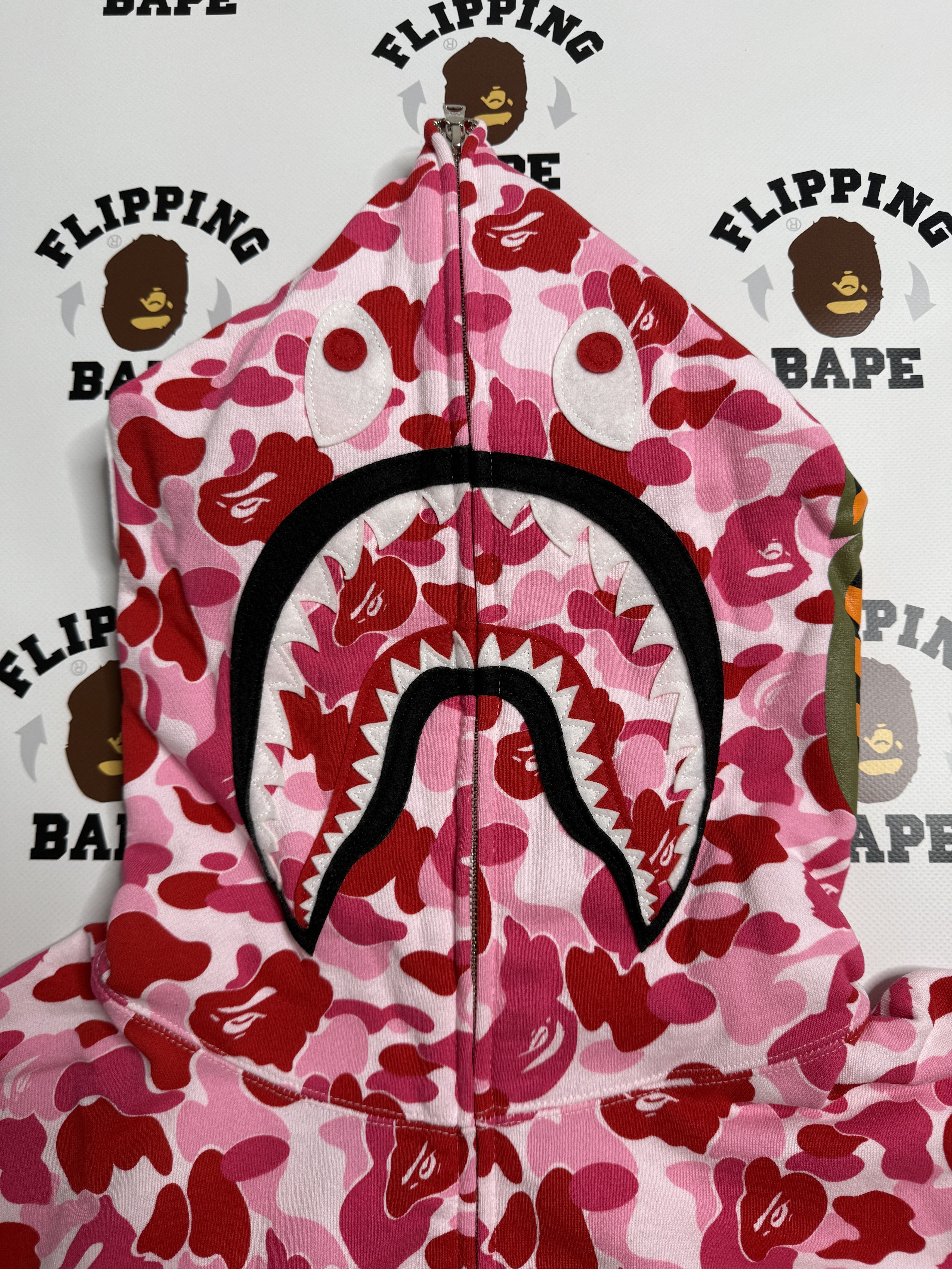 Bape BAPE ABC CAMO SHARK FULL ZIP HOODIE Size US XL / EU 56 / 4 - 2 Thumbnail