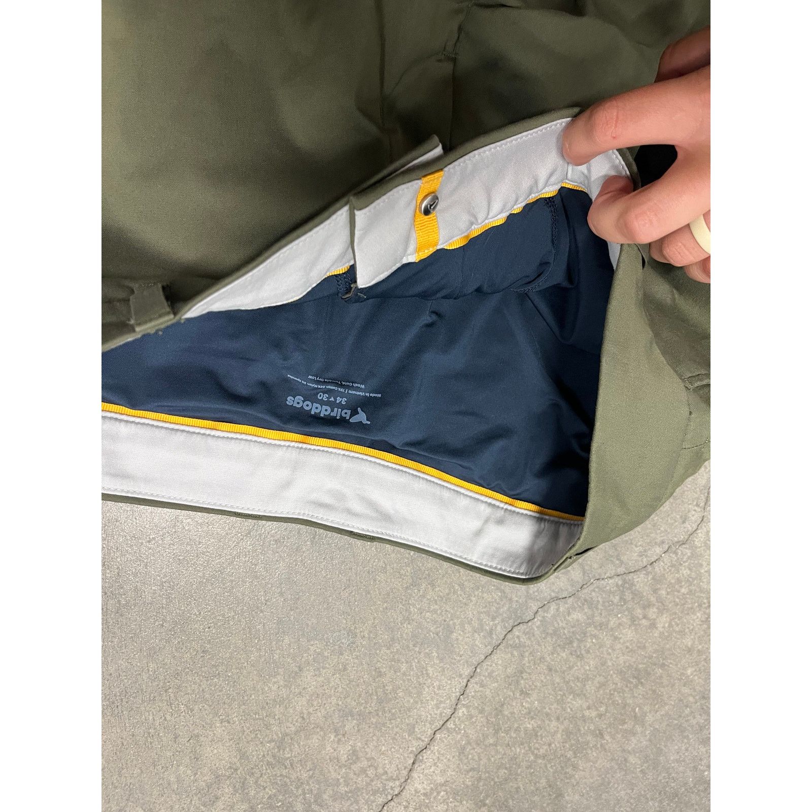Birddogs Birddogs Men's Size 34x30 Green Cotton Slim Leg Khaki Pants Size US 34 / EU 50 - 4 Thumbnail