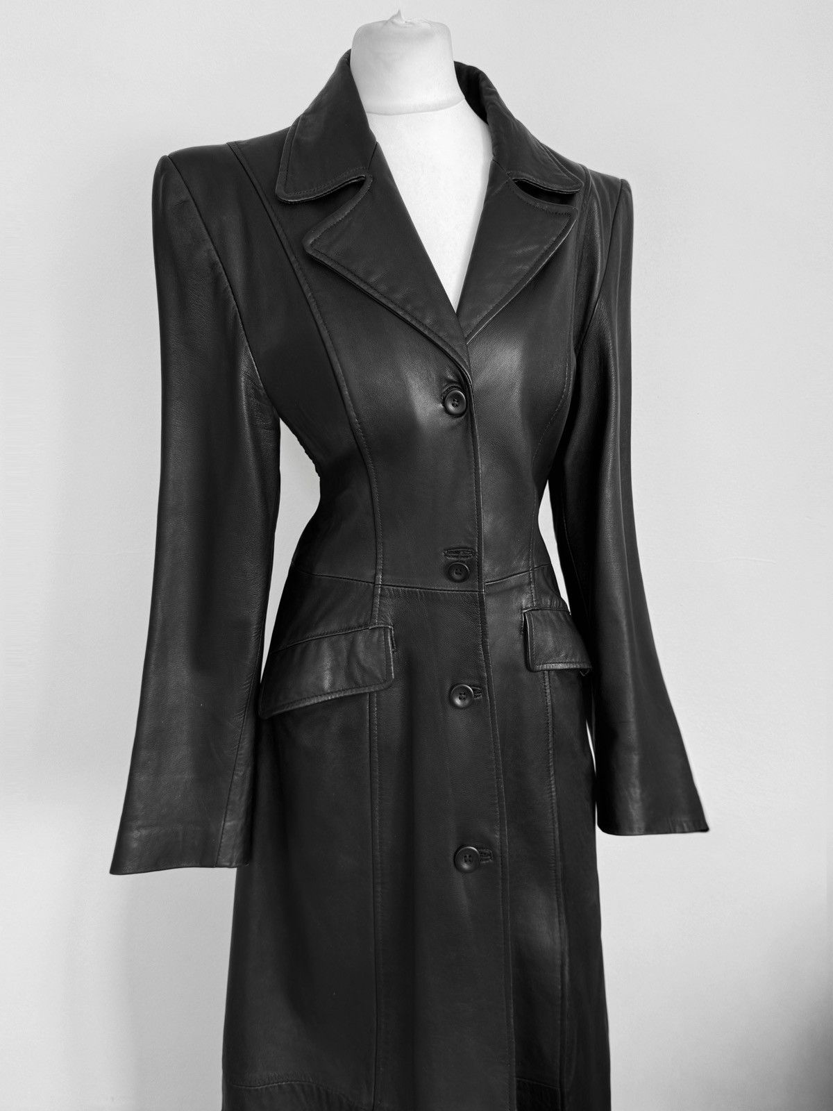 Vintage Iconic super long matrix leather coat Size M / US 6-8 / IT 42-44 - 3 Thumbnail