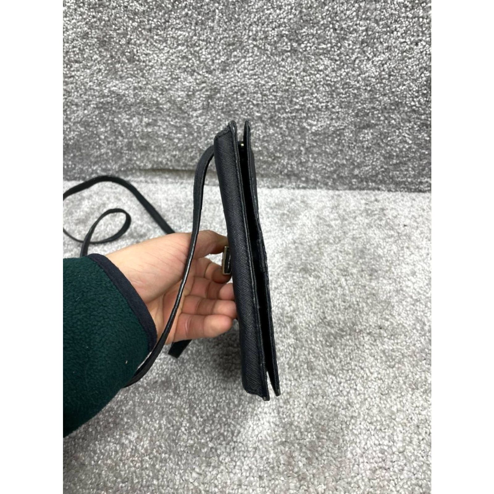 Vintage kate spade new york Wallets Womens Black Credit Card Slots Bifold Crossbody Wallets Womens Black Credit Card Bifold Crossbody Size ONE SIZE - 6 Thumbnail