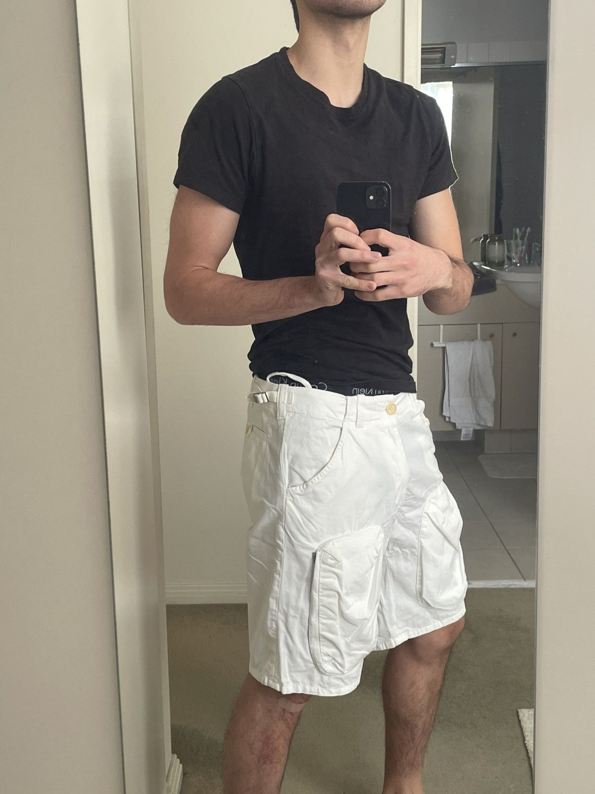 Helmut Lang Helmut Lang 3D Cargo Pocket Shorts Size US 30 / EU 46 - 17 Thumbnail