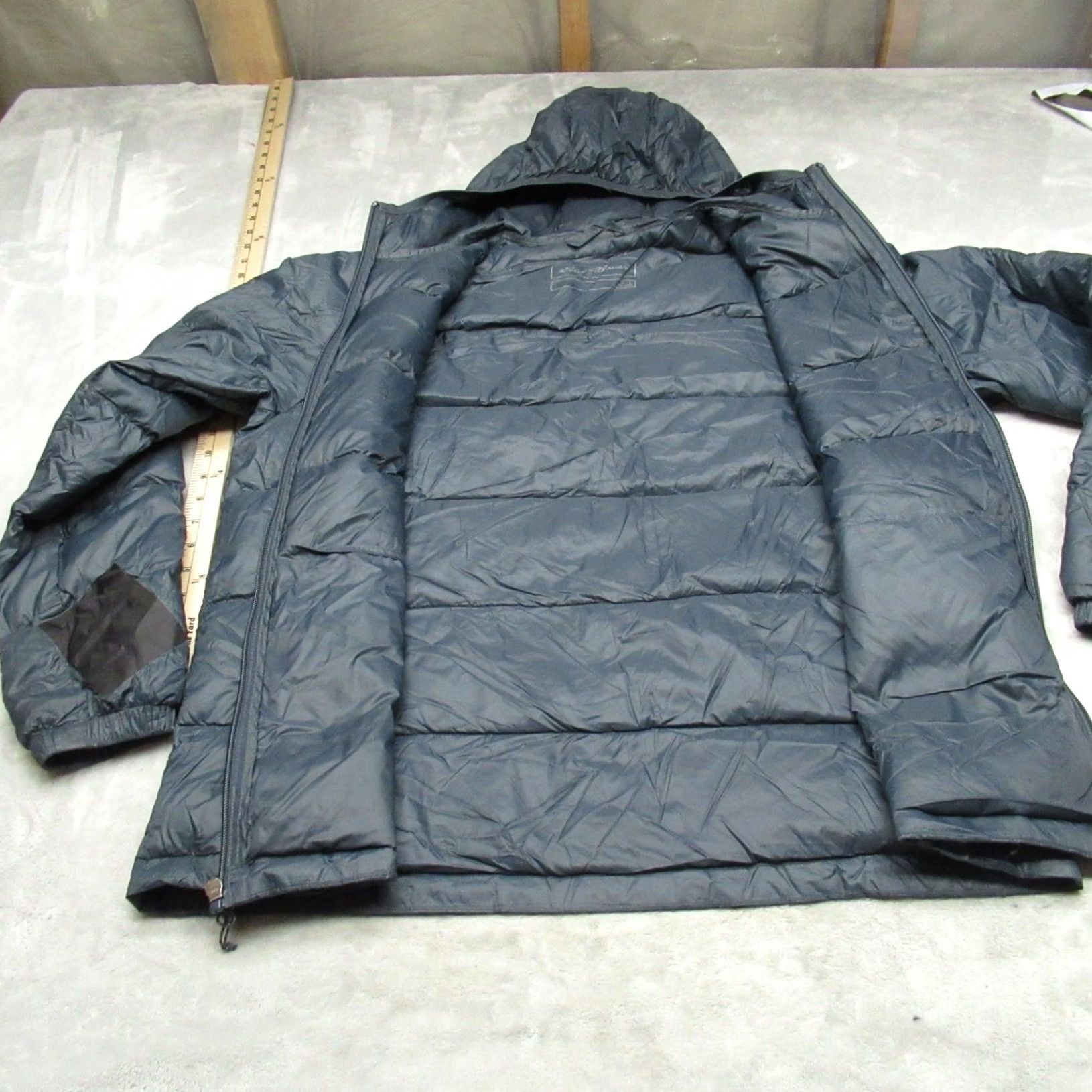 Eddie Bauer Eddie Bauer Puffer Jacket Men Large Blue Full Zip Quilted Down Insulated Lightweight Pockets Casual Outdoor Size US L / EU 52-54 / 3 - 3 Thumbnail