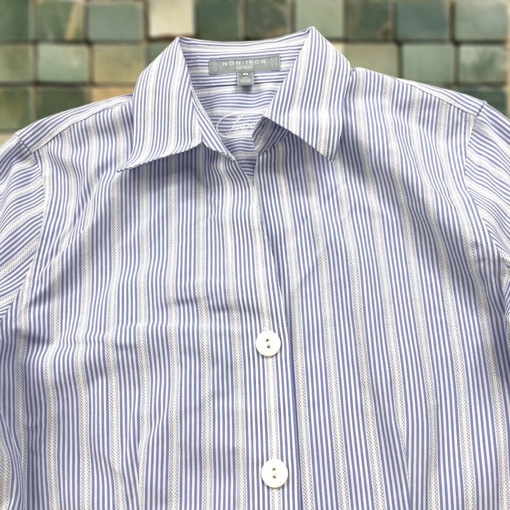 Vintage Foxcroft Non Iron Fitted 4 Button Long Sleeve Striped Dress Shirt Blue Size S / US 4 / IT 40 - 1 Thumbnail
