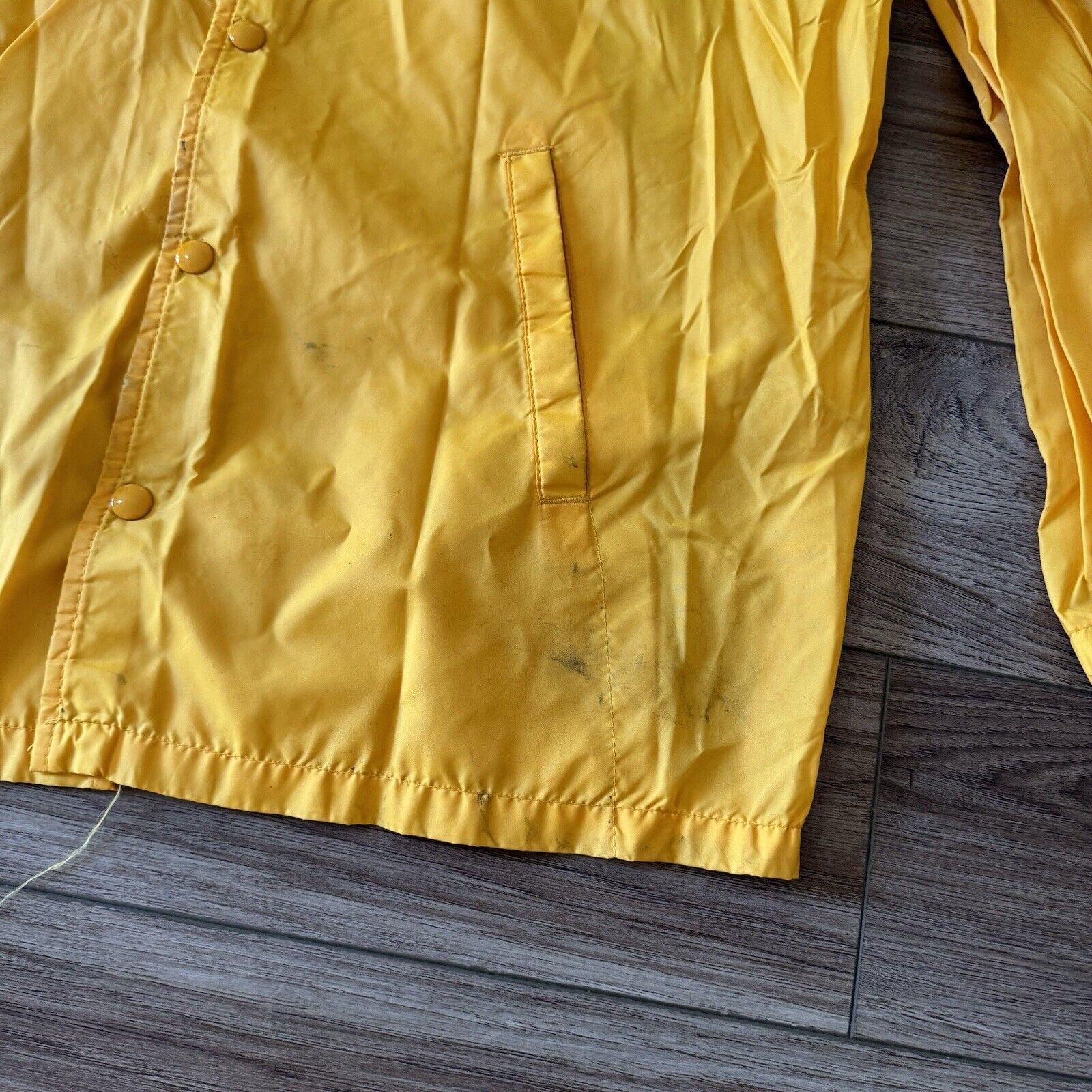 Vintage Vintage 70s Collegiate Pacific Yellow San Diego Nylon Jacket Size US L / EU 52-54 / 3 - 6 Thumbnail