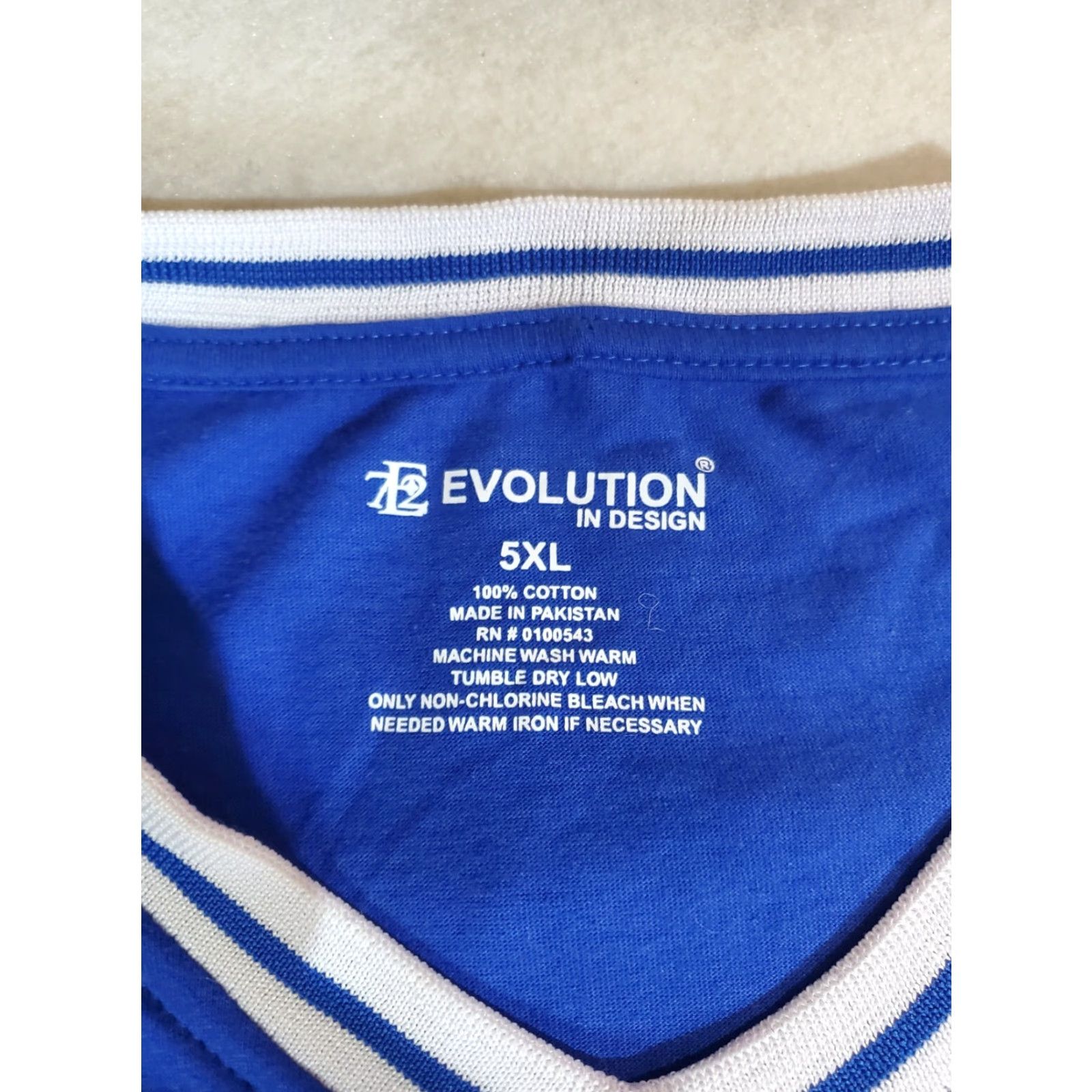 Vintage Evolution in Design- Signature Graphic Short Sleeve T-Shirt Mens SZ 5XL Blue Size US XXL / EU 58 / 5 - 3 Thumbnail