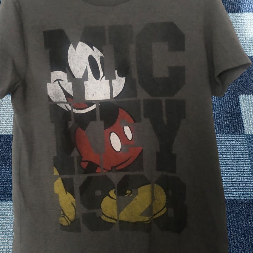 Disney Disney Mickey Mouse 1928 Gray T-Shirt S Shirt Short Sleeve Crew Neck Men Classic Graphic Tee Clothing Size US S / EU 44-46 / 1 - 1 Thumbnail