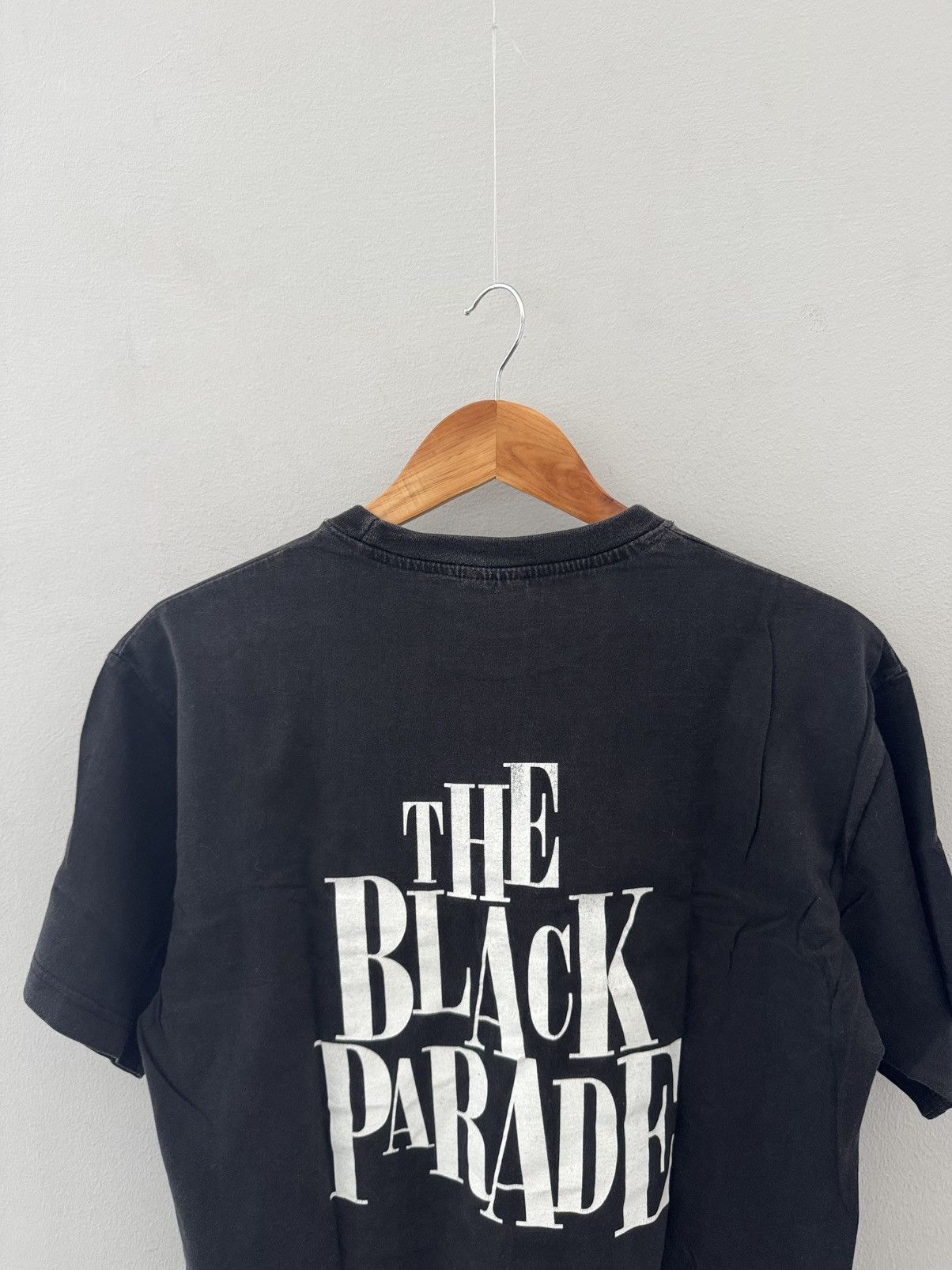 Band Tees Mychemical romance The black parade rock shirt tee casual Size US M / EU 48-50 / 2 - 7 Thumbnail