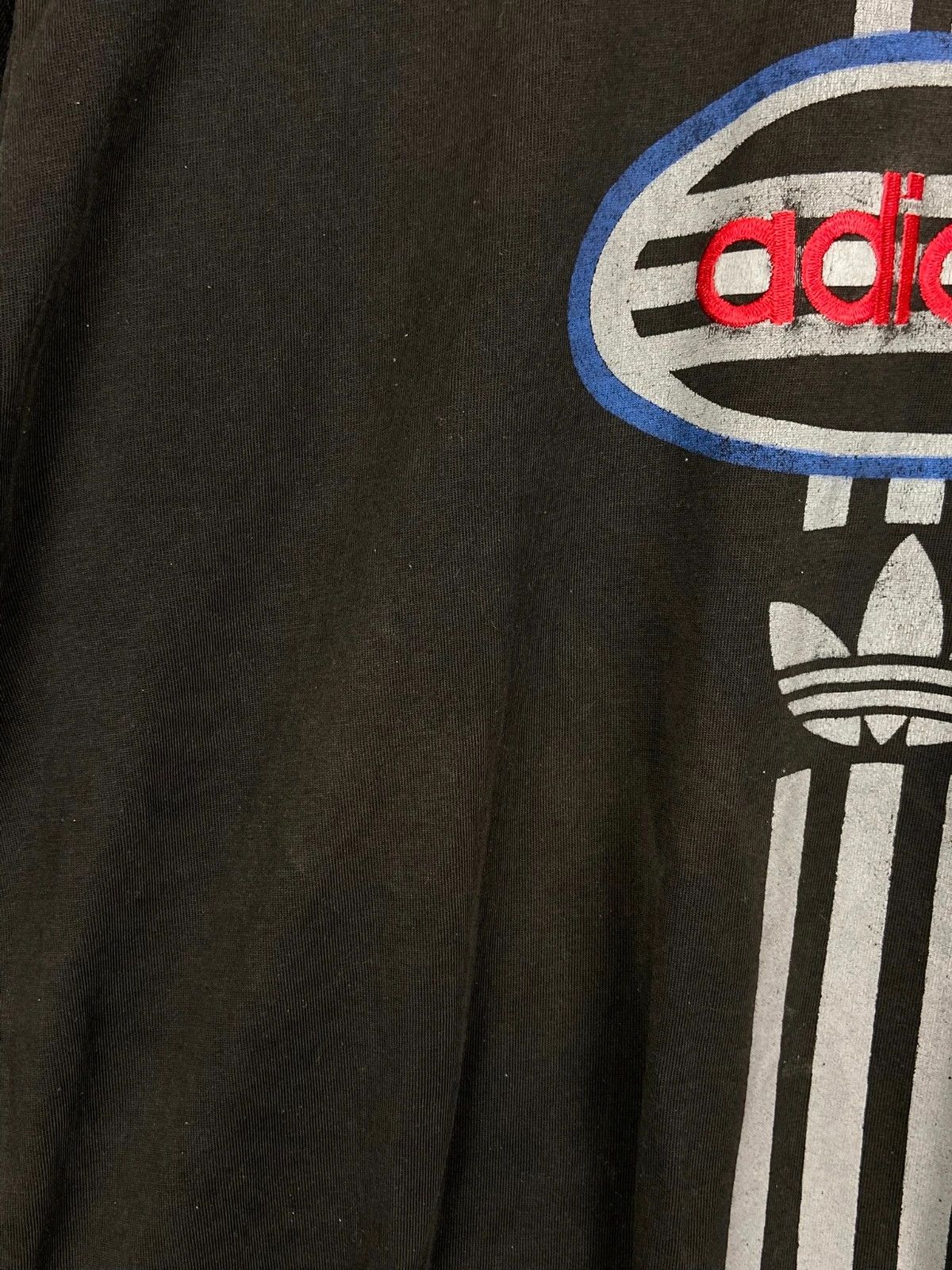 Adidas Adidas Black T-Shirt XL Sport Vintage Streetwear Size US XL / EU 56 / 4 - 2 Thumbnail