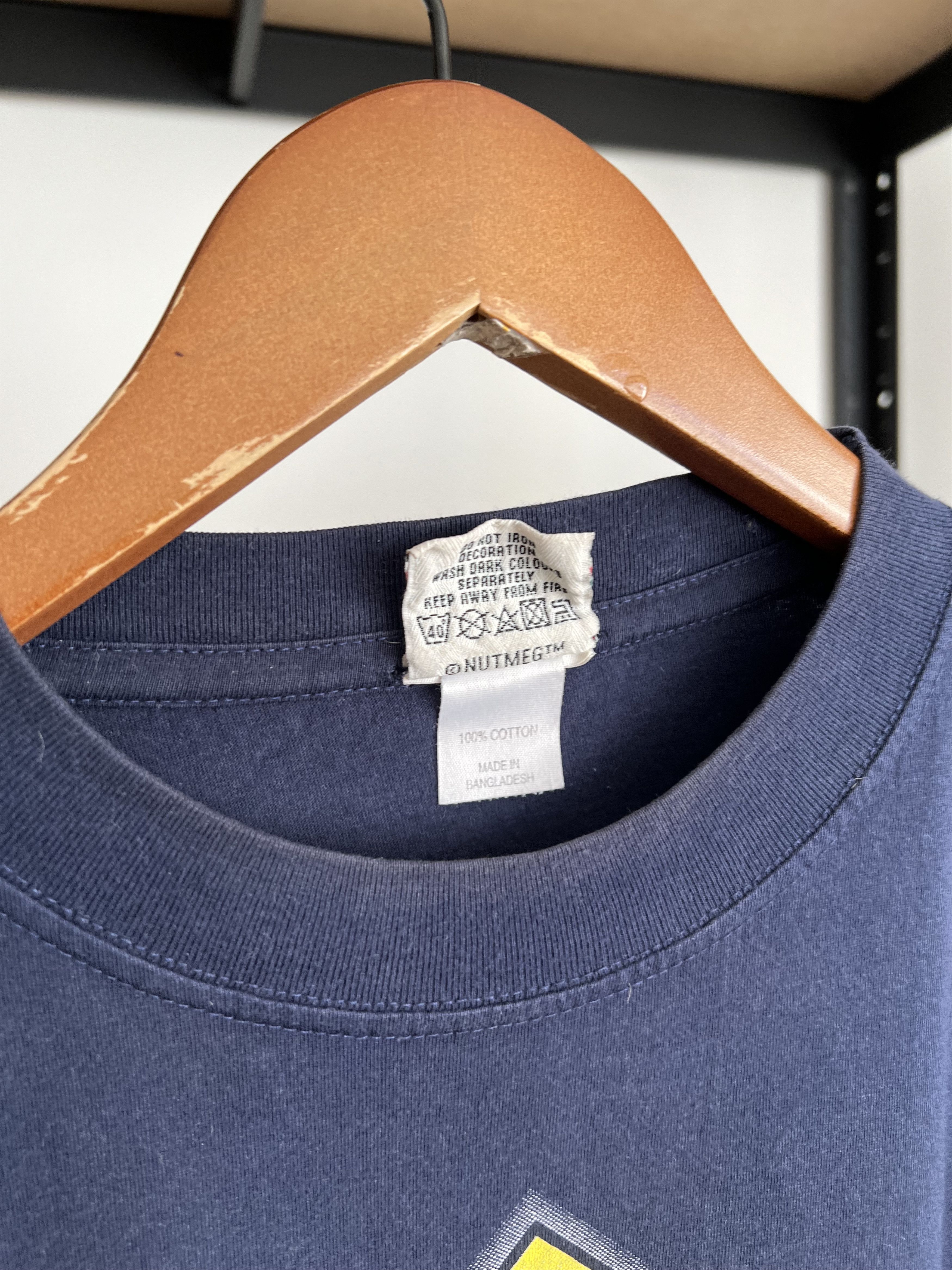 Vintage Vintage 90s Georgetown Hoyas University Nutmeg Navy T-shirt Size US M / EU 48-50 / 2 - 14 Thumbnail