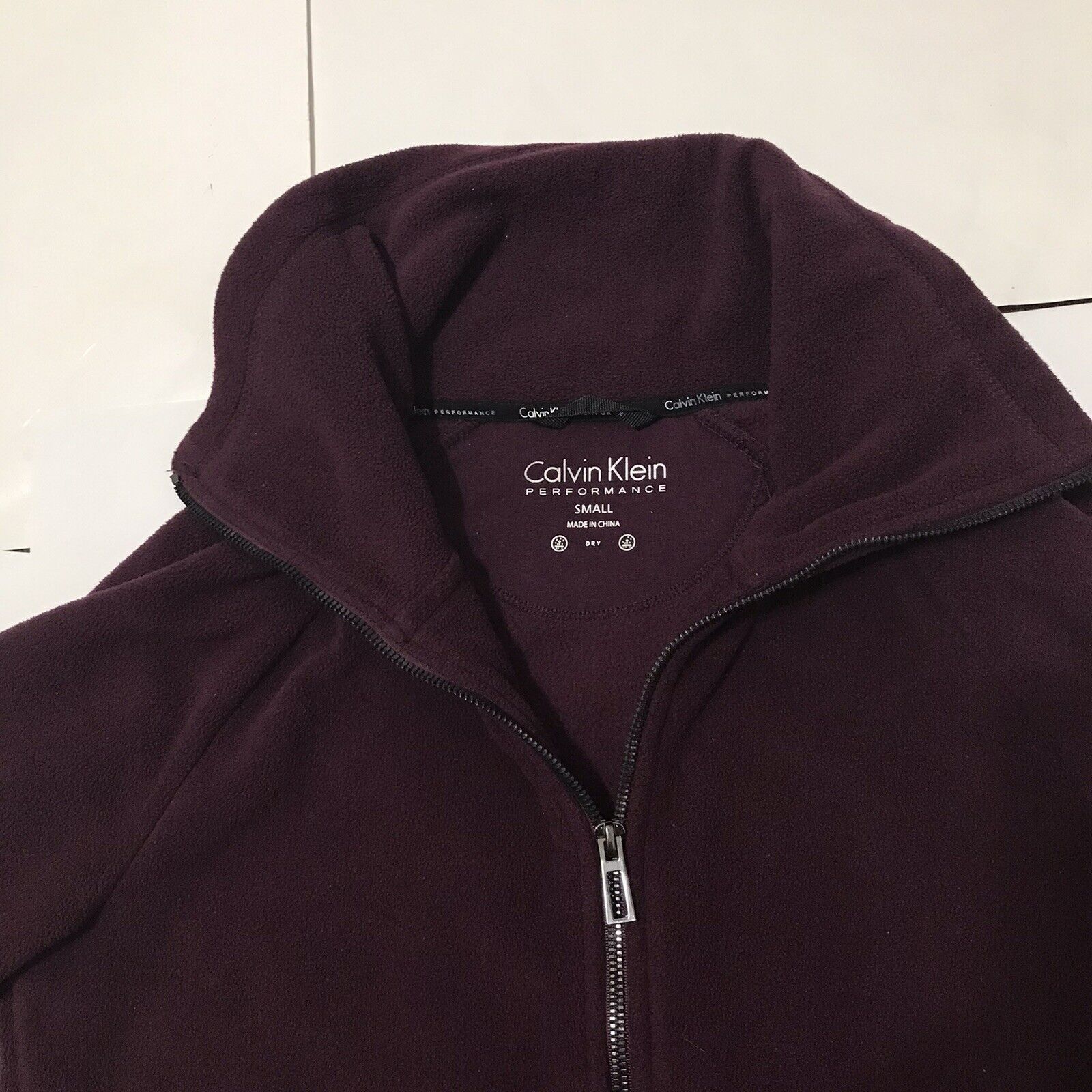 Calvin Klein Calvin Klein Fleece Jacket Men's S Red Full Zip LS RN# 54163 Size US S / EU 44-46 / 1 - 3 Thumbnail