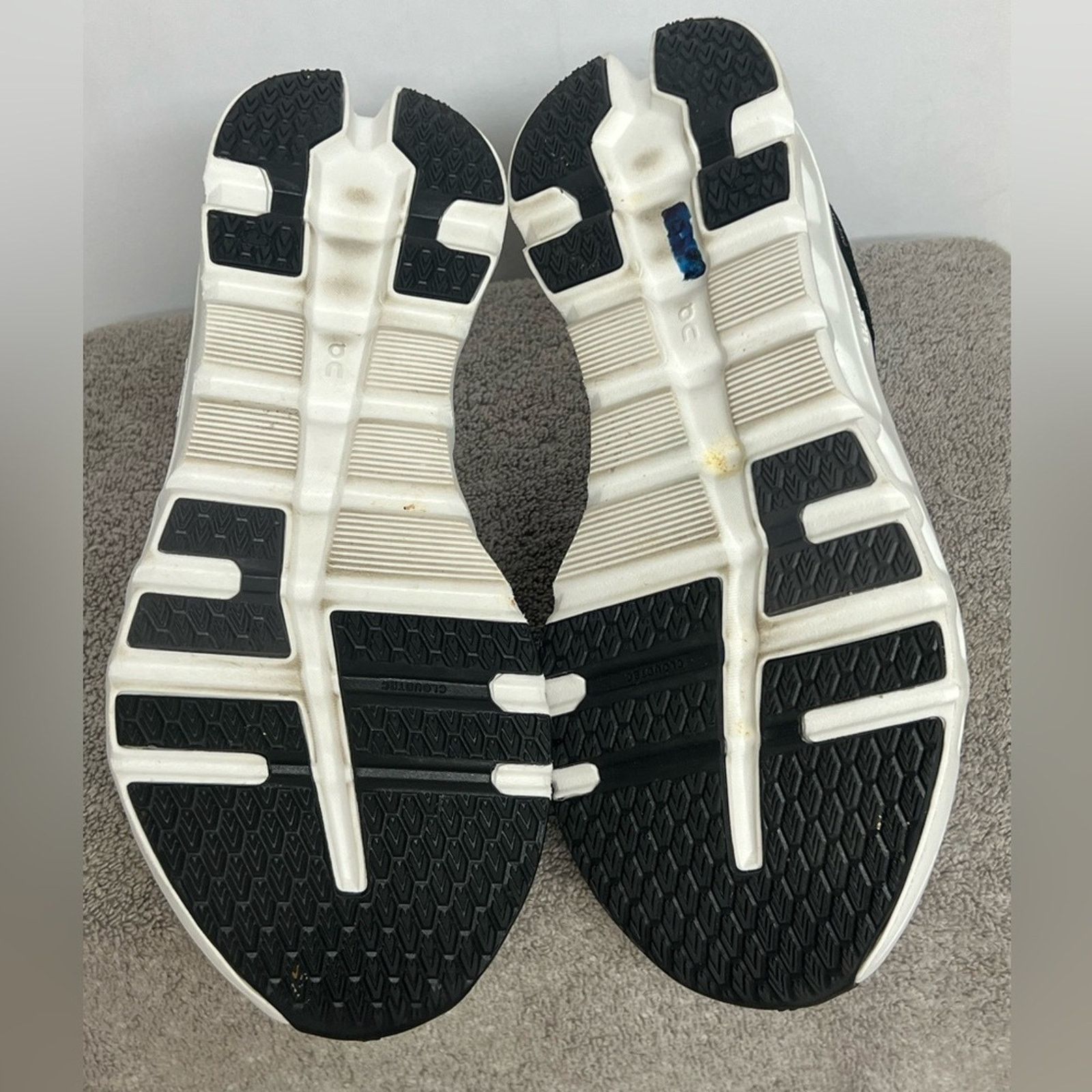 On On Running Cloudrunner 2 Women’s Size 9 D Wide Running Shoes Size US 9 / IT 39 - 7 Thumbnail
