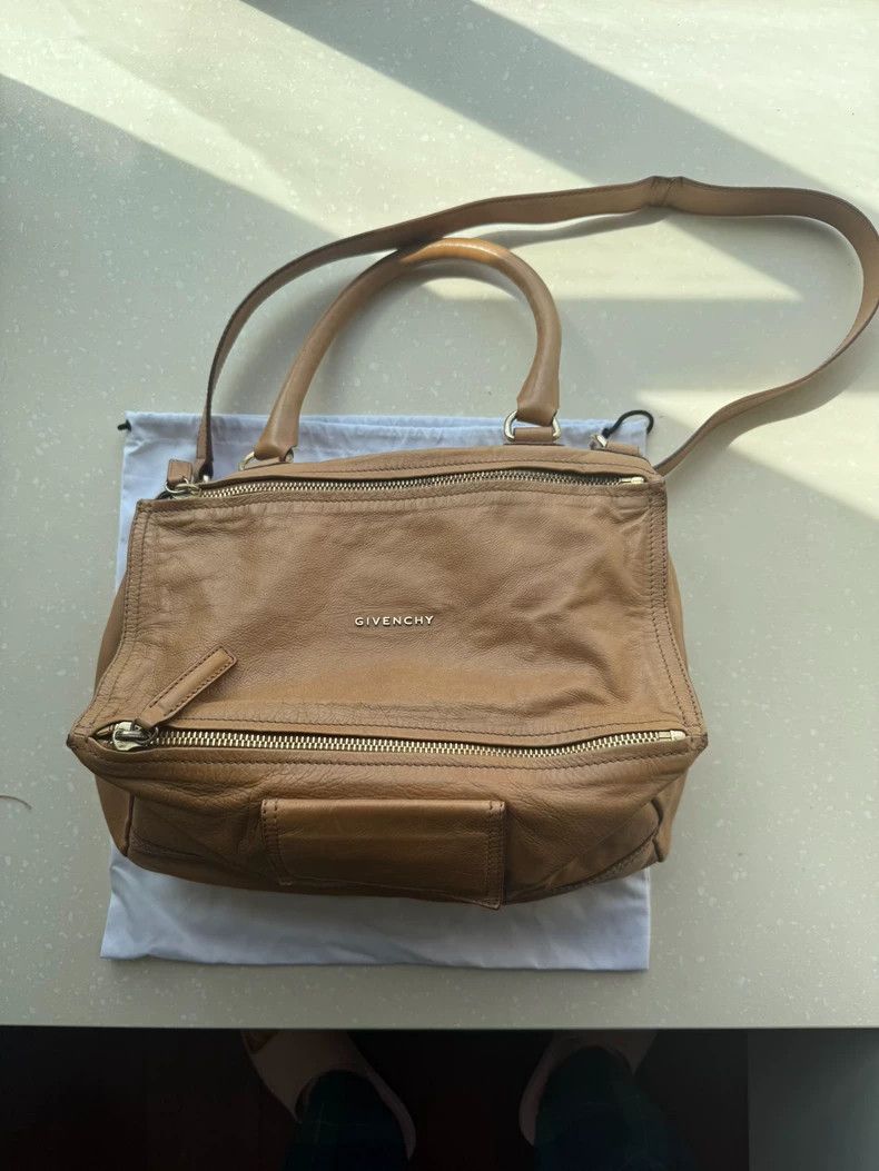 Givenchy Givenchy Pandora magic box bag, medium size, width 32cm Size ONE SIZE - 1 Thumbnail
