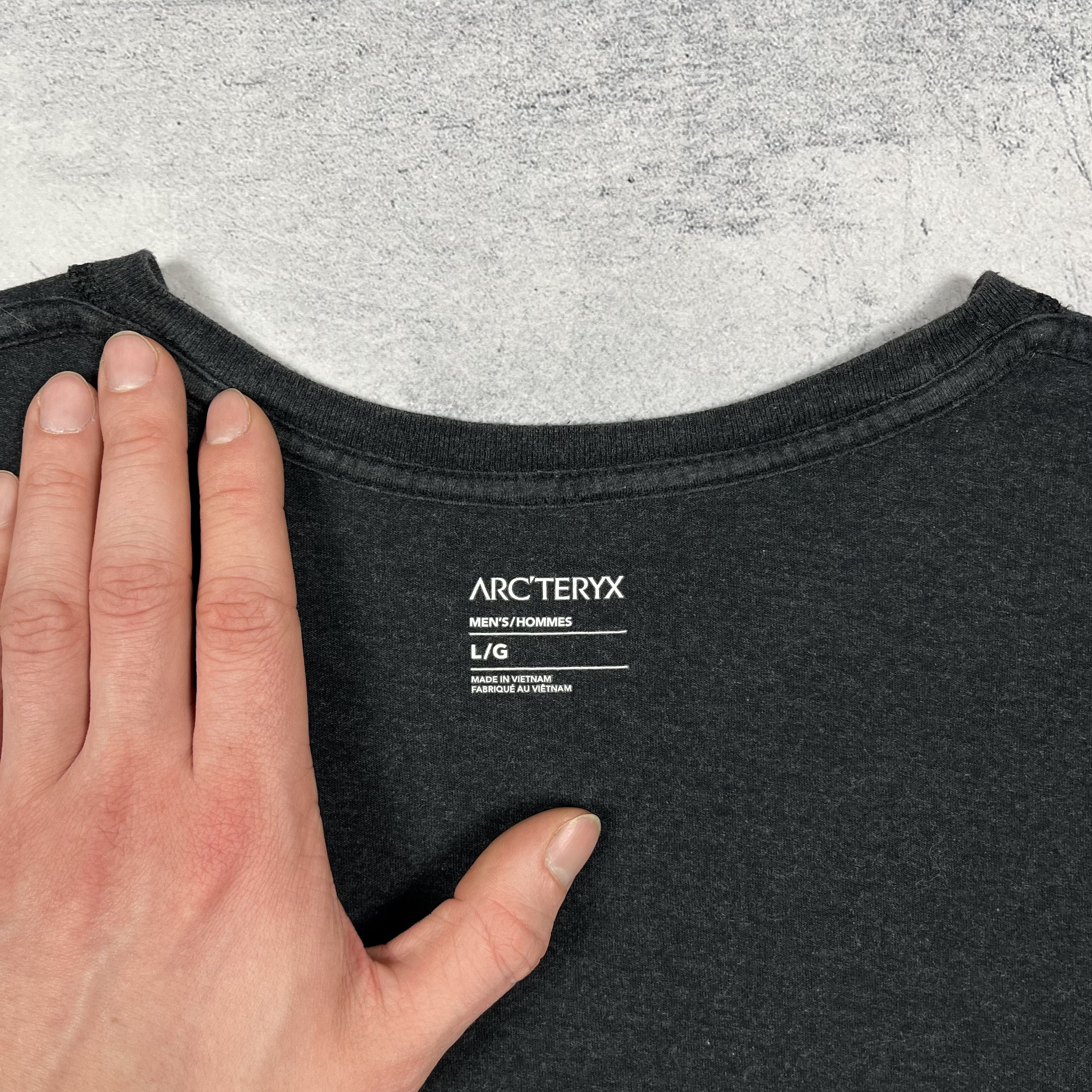 Arc'teryx Arc'teryx Big Logo Macro T Shirt Size US L / EU 52-54 / 3 - 7 Thumbnail