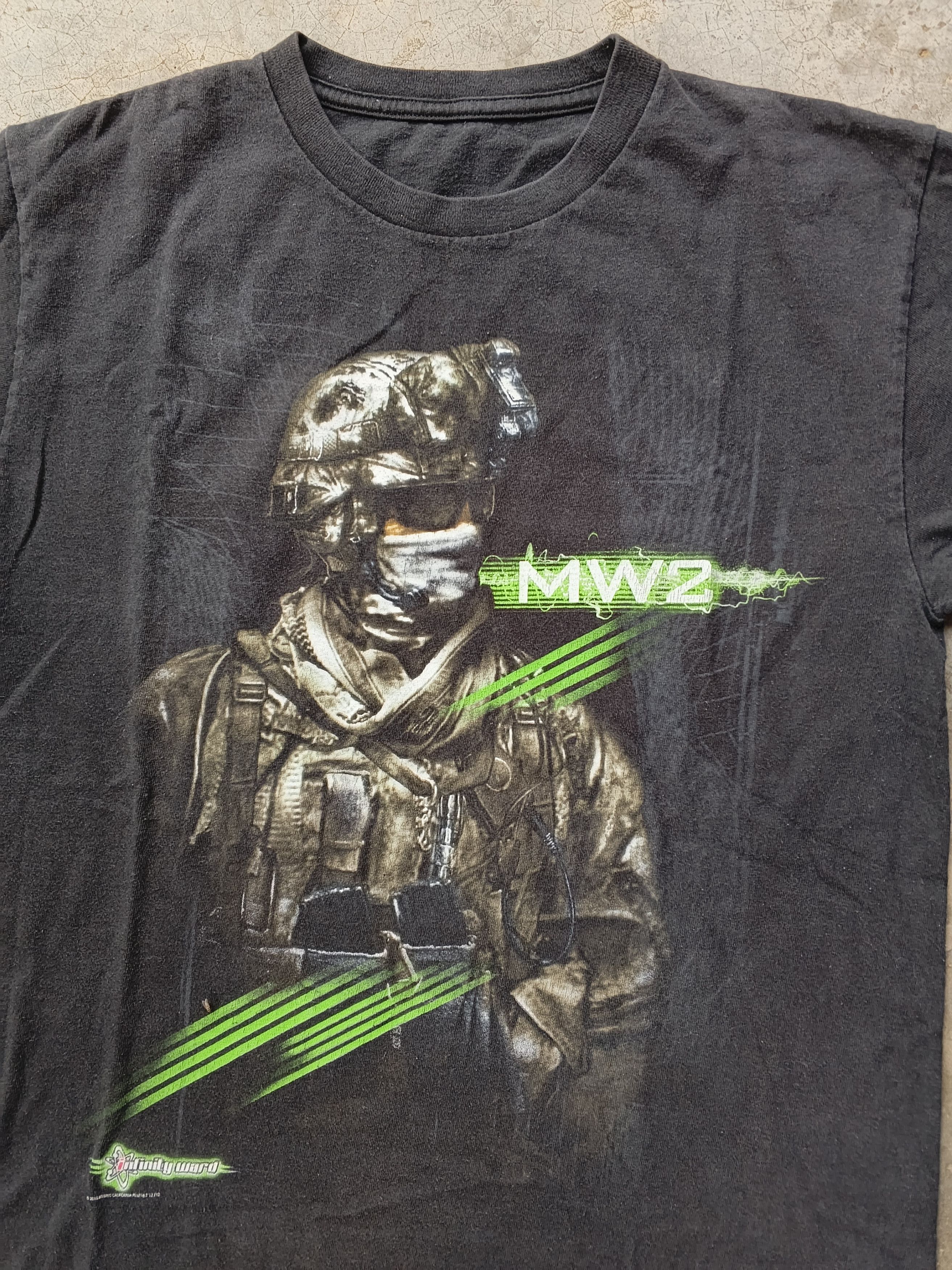 Vintage Vintage 2010 Call of Duty Modern Warfare 2 promo game tee Size US M / EU 48-50 / 2 - 2 Thumbnail