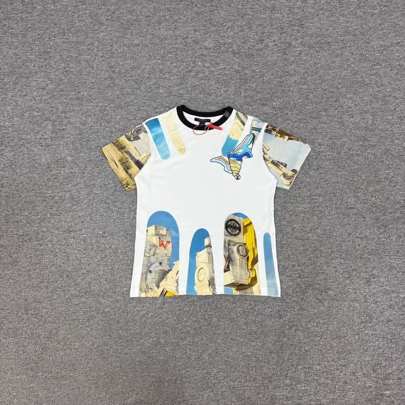 Louis Vuitton Louis Vuitton LV Large Logo Short-Sleeve T-Shirt Size S / US 4 / IT 40 - 1 Thumbnail