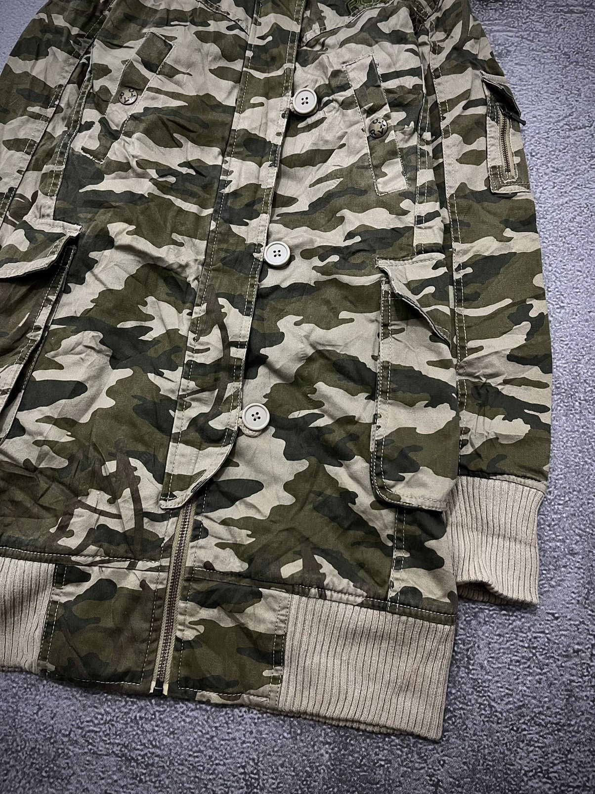 Japanese Brand 2000s Roxy Camo Hood Fur Jacket GOA Style Size US M / EU 48-50 / 2 - 4 Thumbnail