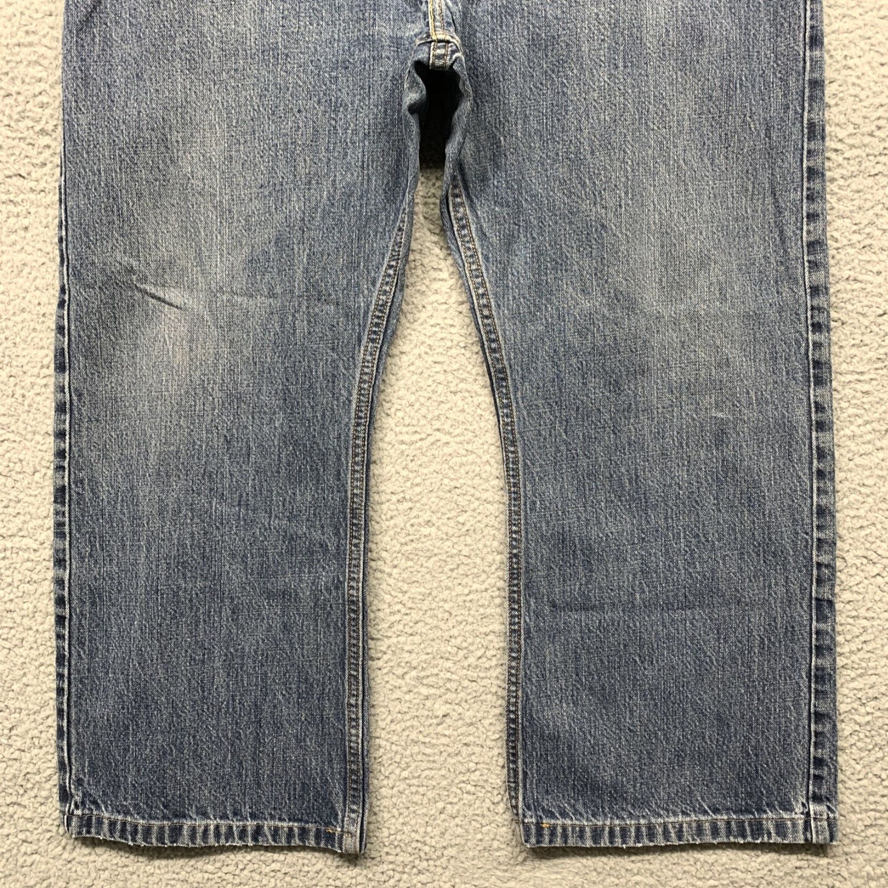 Levi's Levi's Jeans 557 Bootcut Relaxed 38W x 25.5L Regular Men Blue Medium Wash Size US 38 / EU 54 - 3 Thumbnail