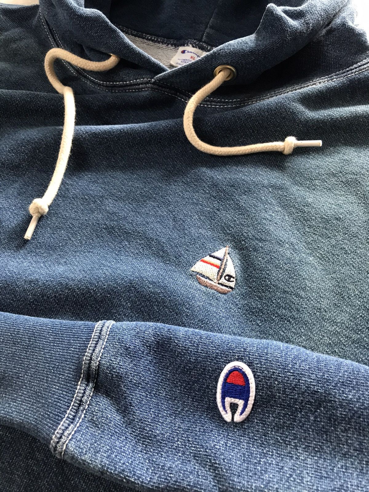 Champion × Vintage Vintage Champion Hoodies Size US XL / EU 56 / 4 - 5 Thumbnail