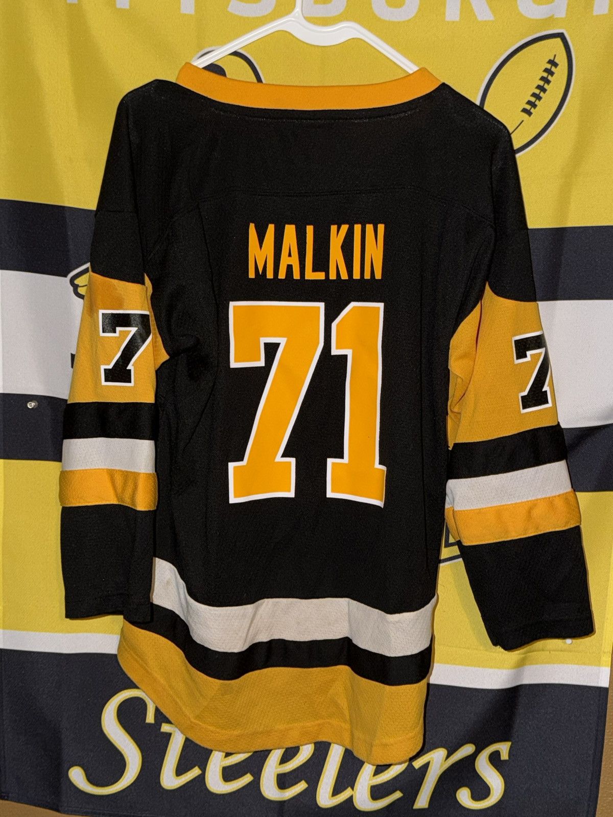 NHL NHL Hockey Pittsburgh Penguins Evgeni Malkin Jersey Youth Size US L / EU 52-54 / 3 - 2 Thumbnail