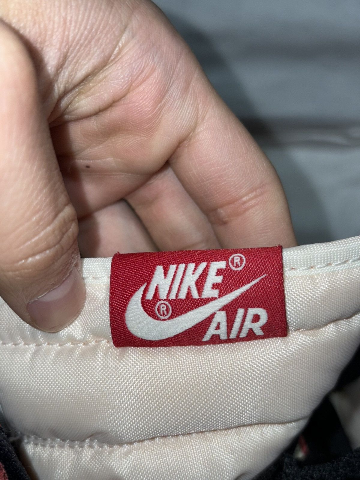 Jordan Brand 8.5 Air Jordan 1 Retro High OG Chicago Lost & Found Red y2k Size US 8.5 / EU 41-42 - 8 Thumbnail