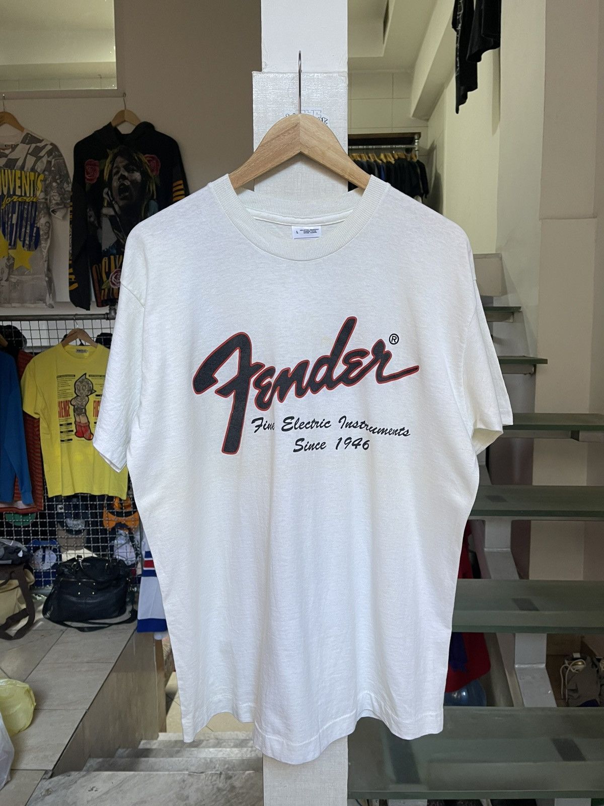 Vintage Vintage Fender t shirt Size US L / EU 52-54 / 3 - 1 Thumbnail