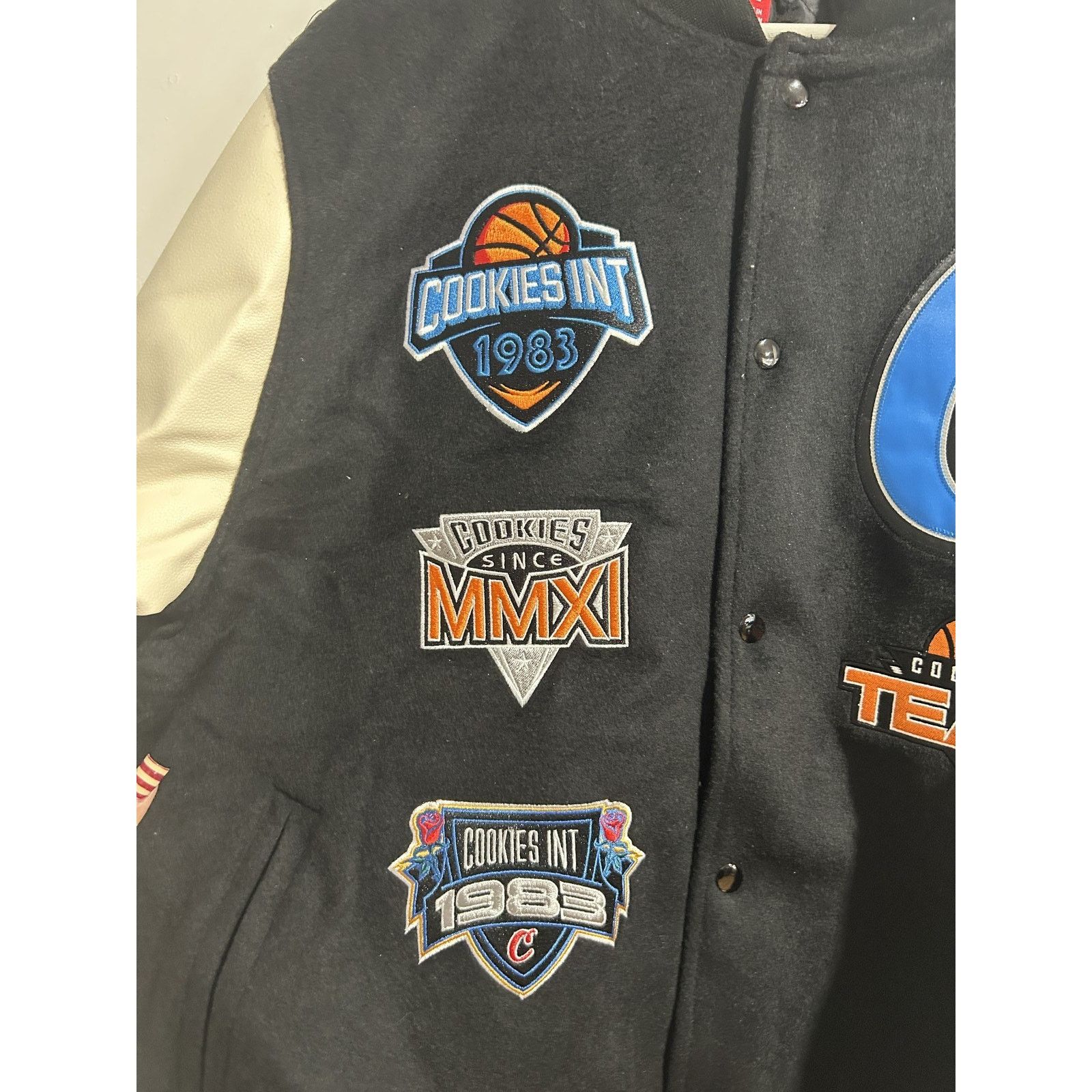 Mitchell & Ness MITCHELL & NESS COOKIES VARSITY JACKET SIZE XL NEW Size US XL / EU 56 / 4 - 4 Thumbnail
