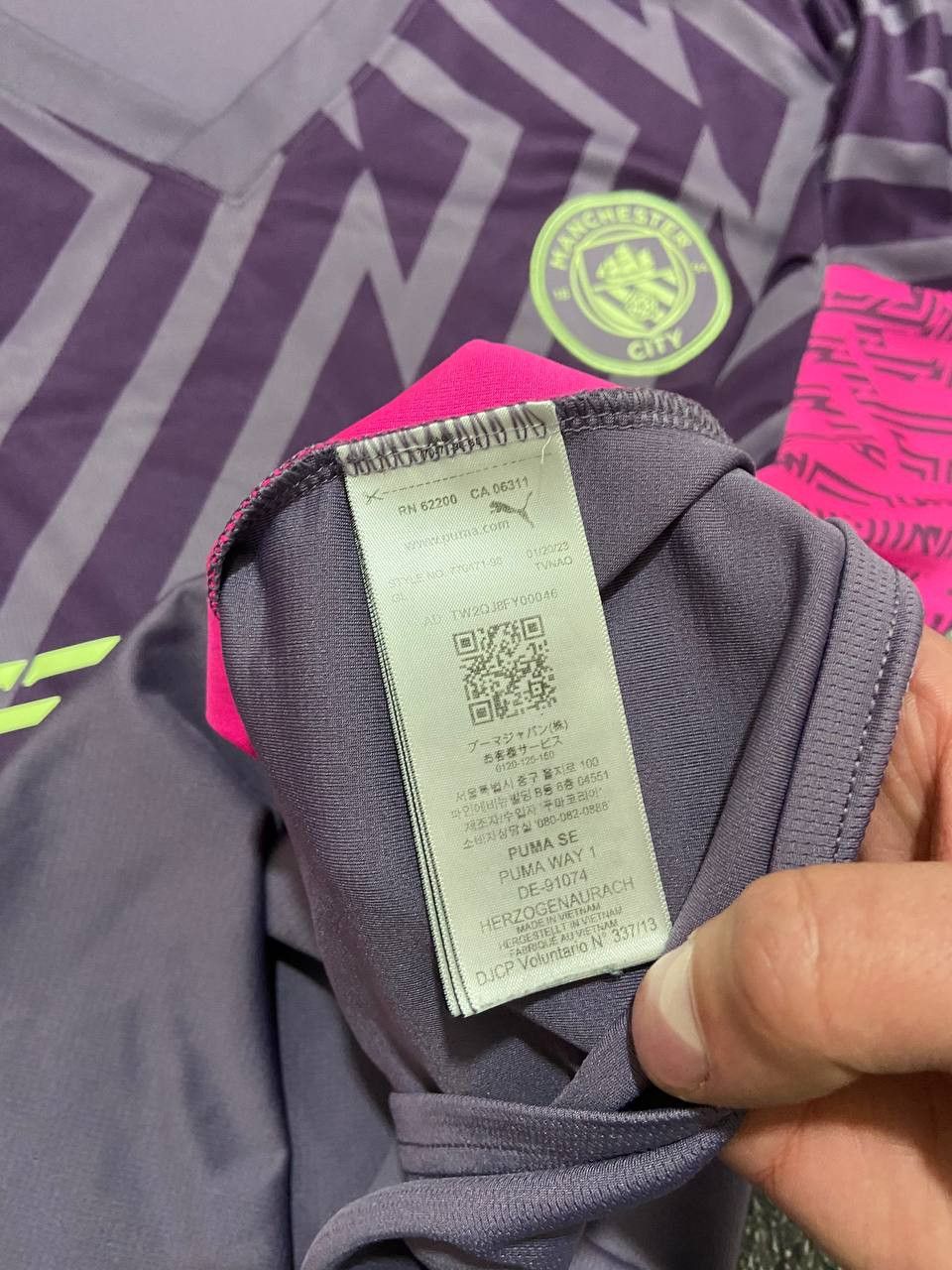 Puma Puma Manchester City 2022 jersey Size US XXL / EU 58 / 5 - 8 Thumbnail