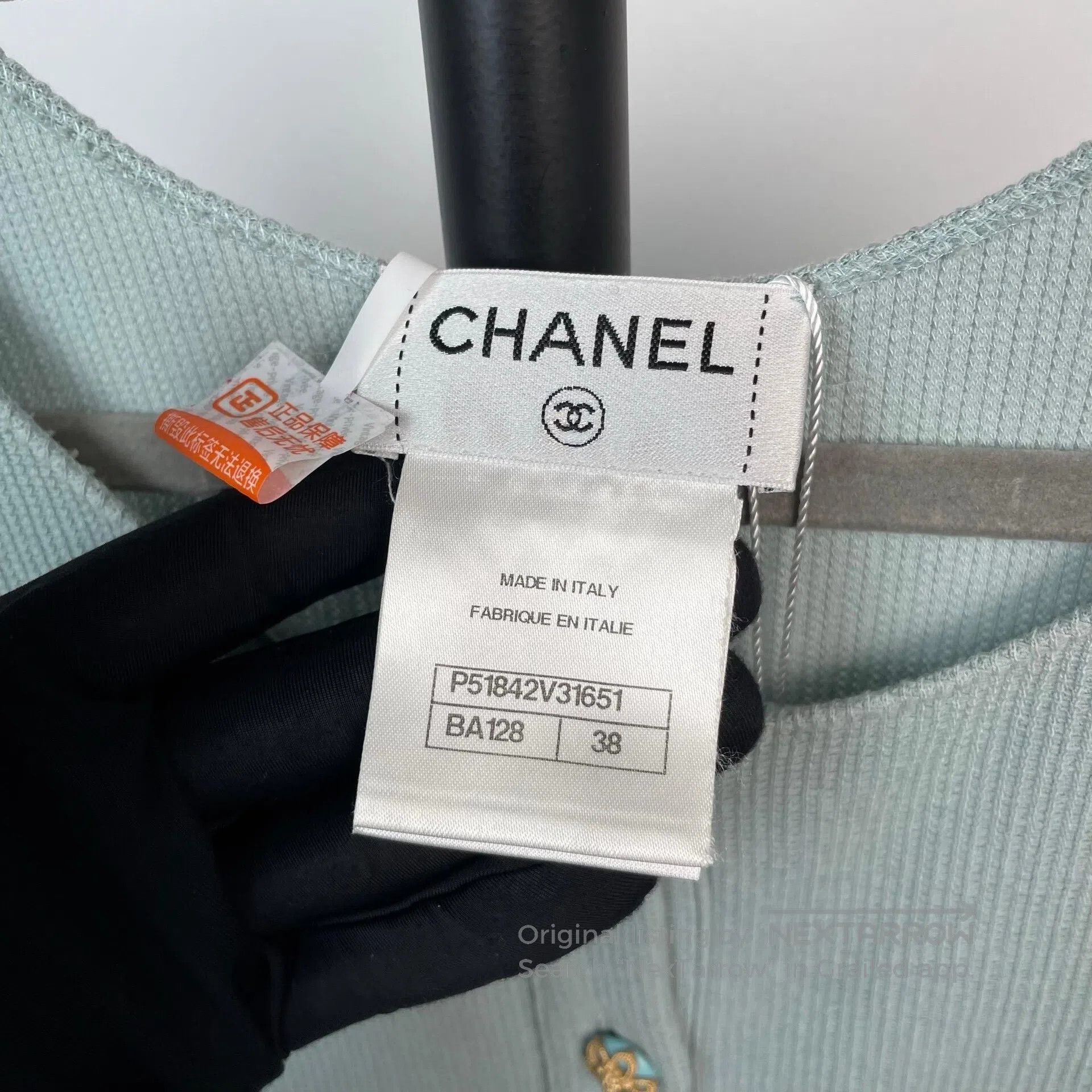 Chanel Chanel Light Blue Single Row Golden Button Waffle Knit Sho Size XS / US 0-2 / IT 36-38 - 5 Thumbnail