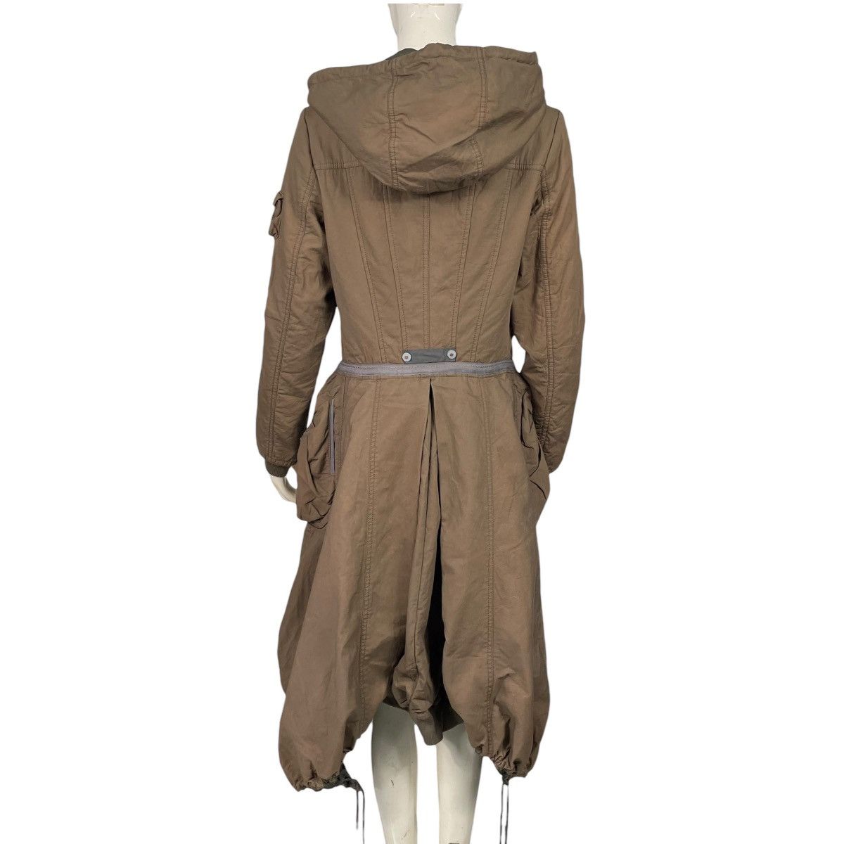 Marithe + Francois Girbaud Marithe Francoise Girbaud Parachute Bondage Hooded Parka Size S / US 4 / IT 40 - 19 Thumbnail