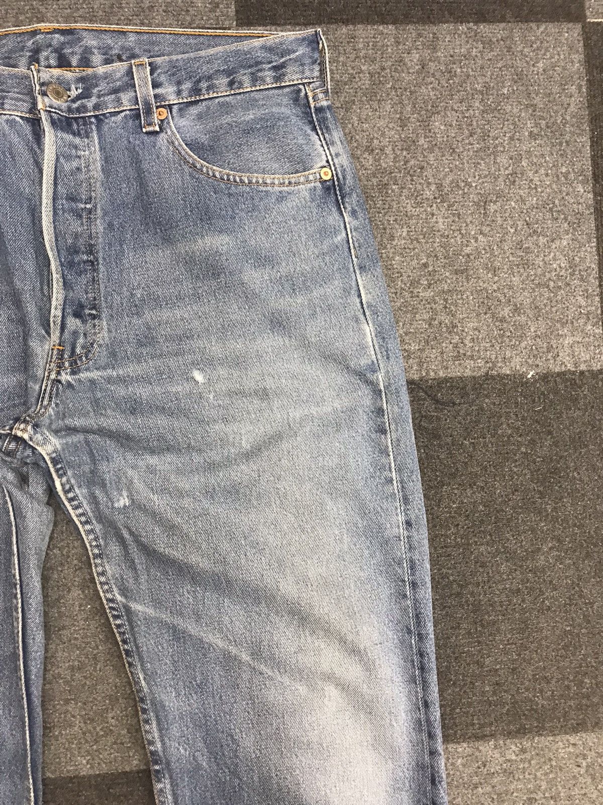 Levi's Vintage Levis 501 Light Wash Distressed Jeans Size US 35 - 4 Thumbnail