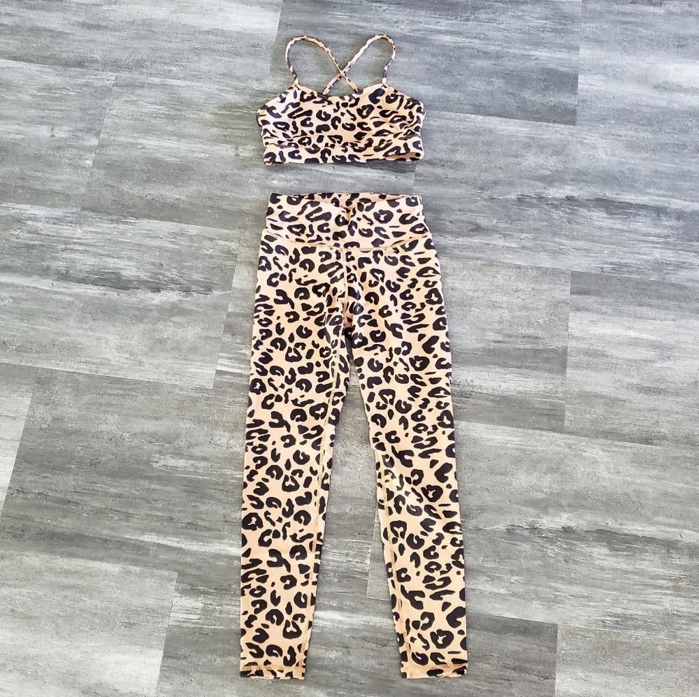 Designer Nude Black Leopard HS High Waisted Activewear Set Size 28" / US 6 / IT 42 - 4 Thumbnail