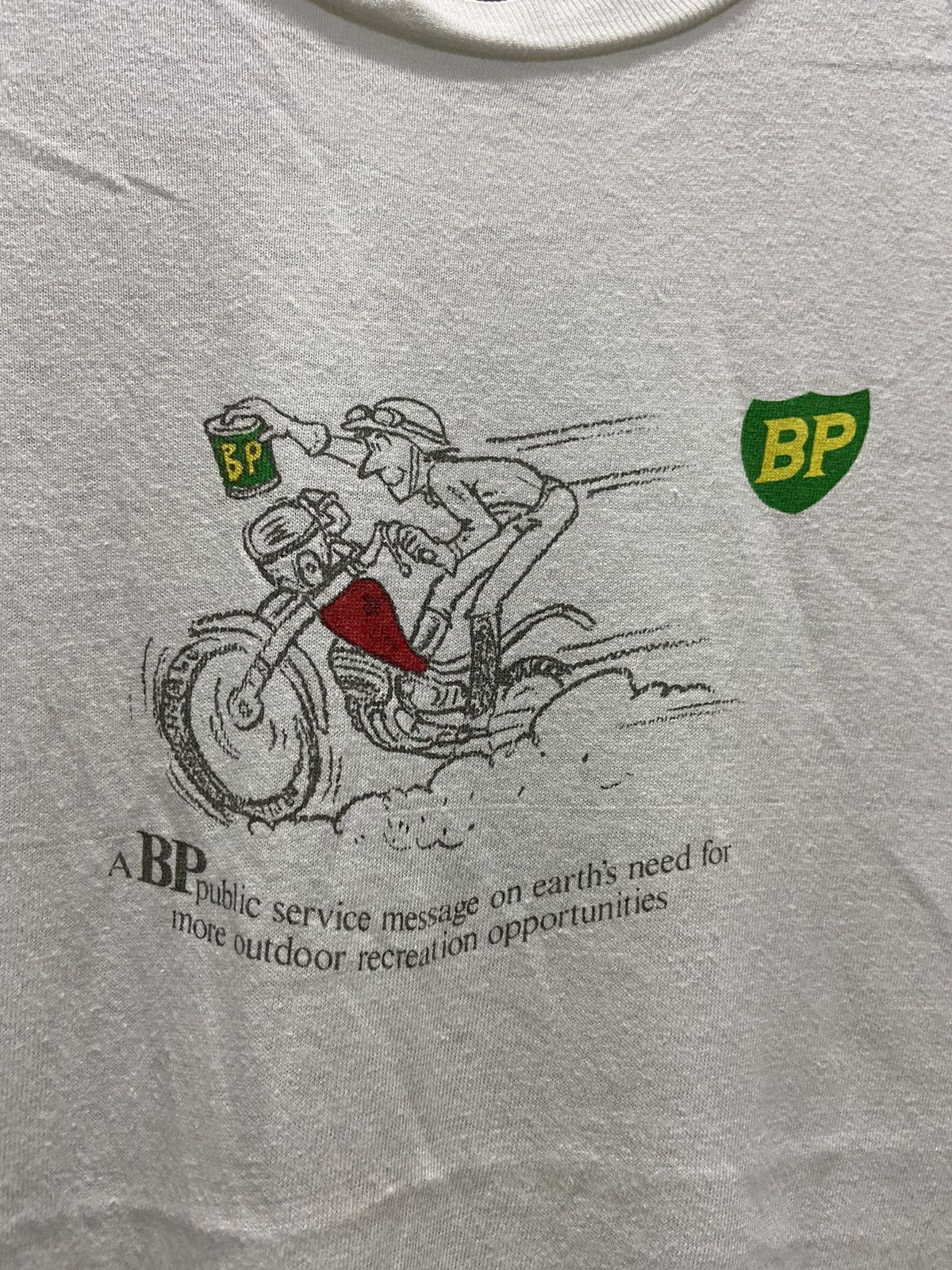 BP. VINTAGE BP OIL PUBLIC SERVICE SHORT SLEEVE TEE SHIRT Size US L / EU 52-54 / 3 - 3 Thumbnail