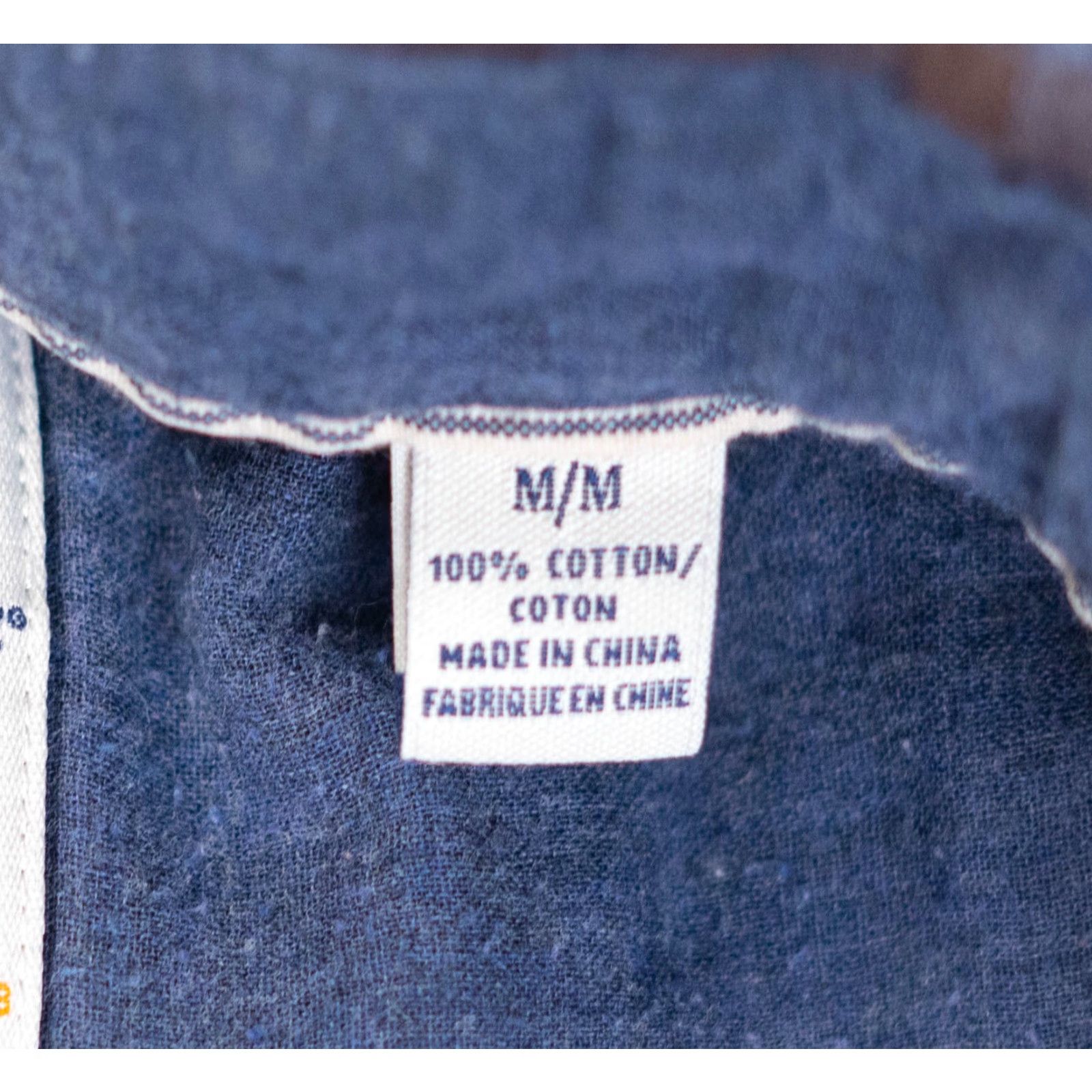 Tommy Bahama VINTAGE Tommy Bahama Island Modern Fit Mens Shirt Red Blue Plaid Long Sleeve Button-Up Shirt Size US M / EU 48-50 / 2 - 5 Thumbnail